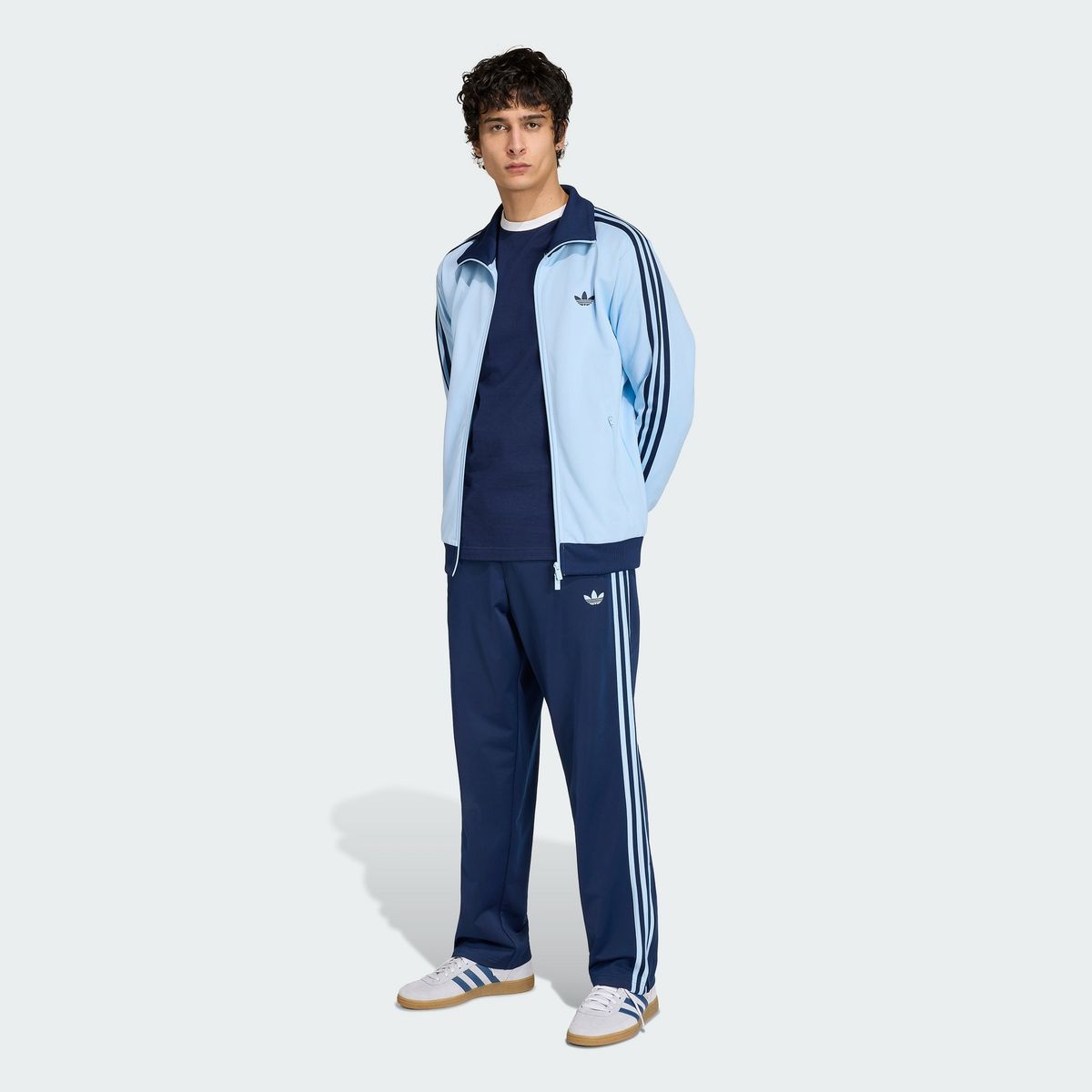 아디다스(ADIDAS) 클래식 트랙탑 - 클리어스카이:나이트인디고 / KZ1210