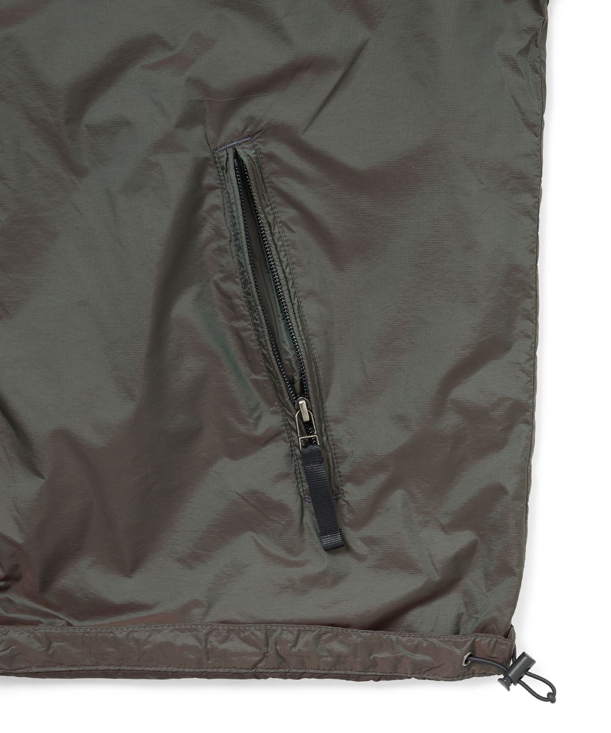 디스이즈네버댓(THISISNEVERTHAT) PERTEX® SP-Logo Windbreaker Olive