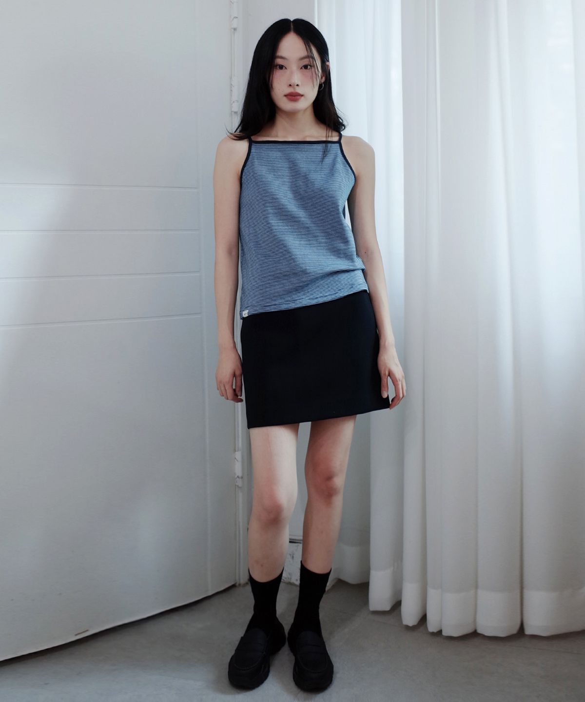 아이불(AYVUL) 스트라이프 스퀘어넥 캐미솔 끈나시, 블루