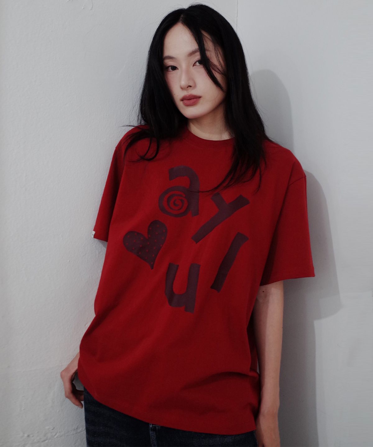아이불(AYVUL) 도트 하트 로고 오버핏 반팔티, 레드