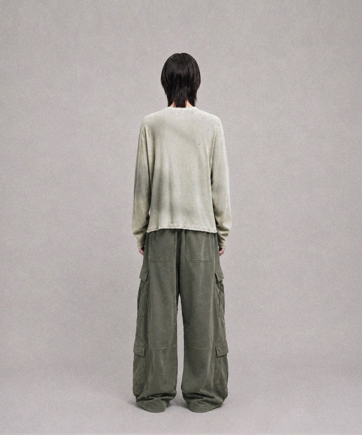 낫포너드(NOT4NERD) Diagonal Panel Dart Cargo Sweat Pants - Khaki