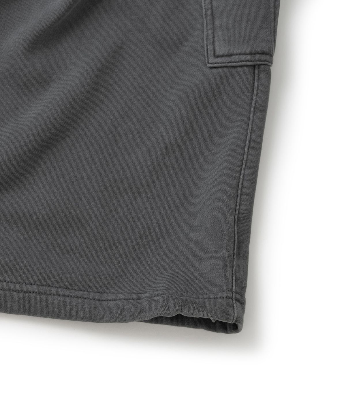 낫포너드(NOT4NERD) Diagonal Panel Dart Cargo Sweat Pants - Charcoal