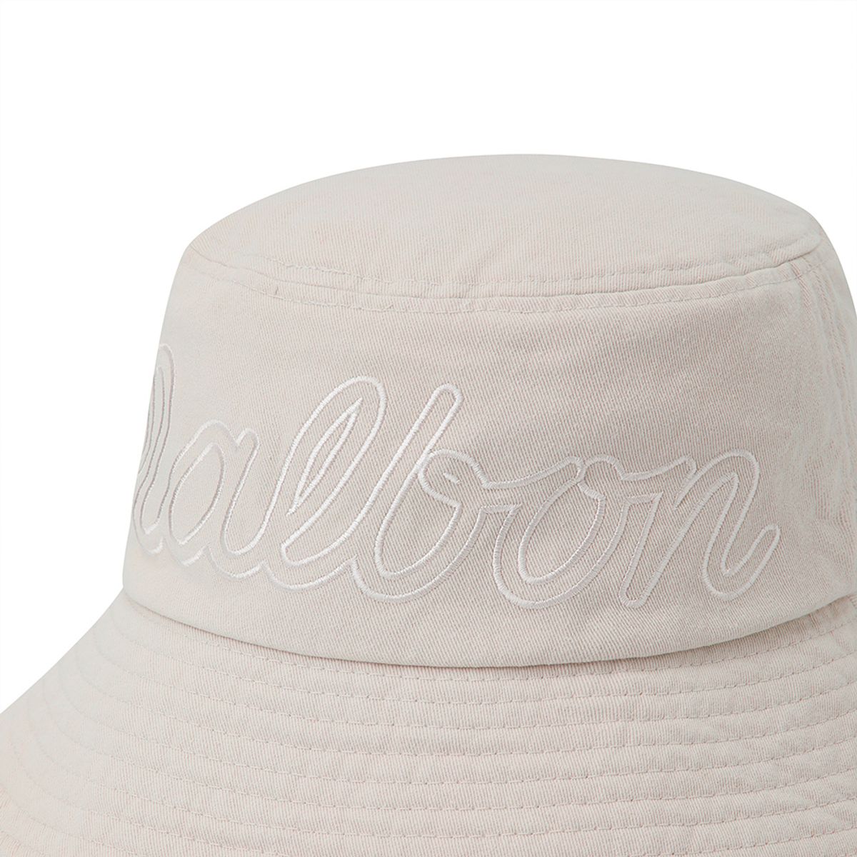 말본 골프(MALBON GOLF) 뉴 베이직 로고 버킷햇 BEIGE