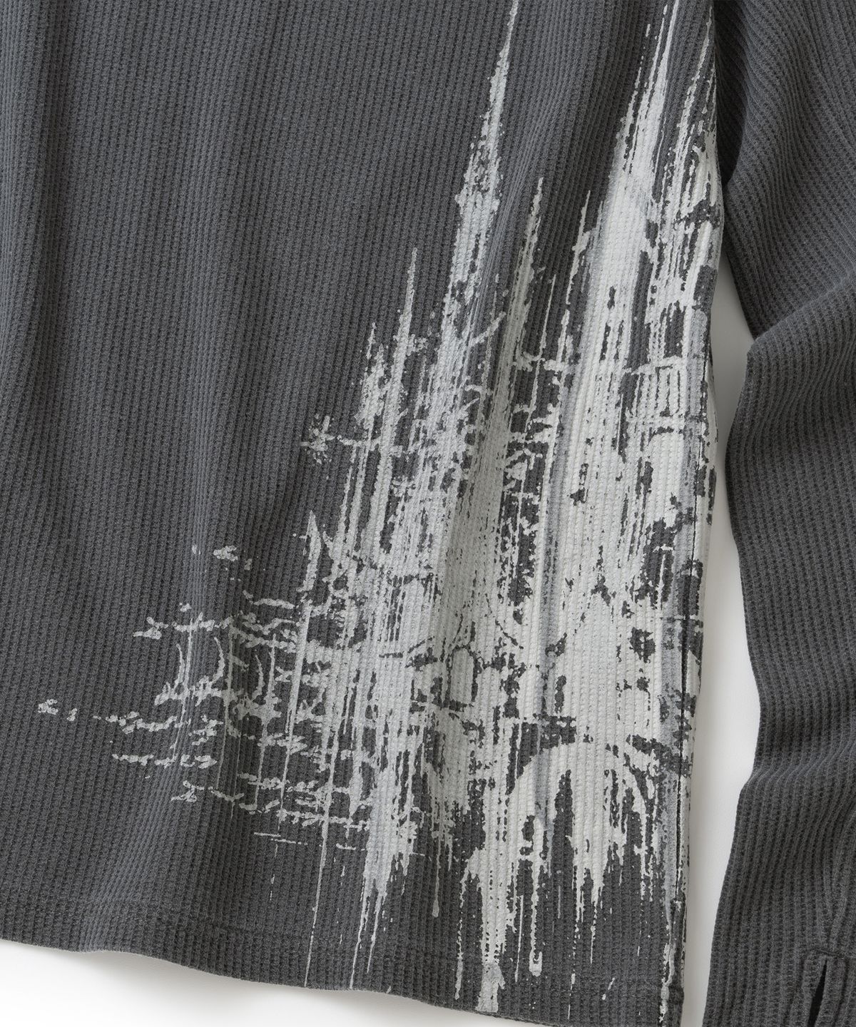 낫포너드(NOT4NERD) Diagonal Seam Waffle Henley Long Sleeve - Charcoal