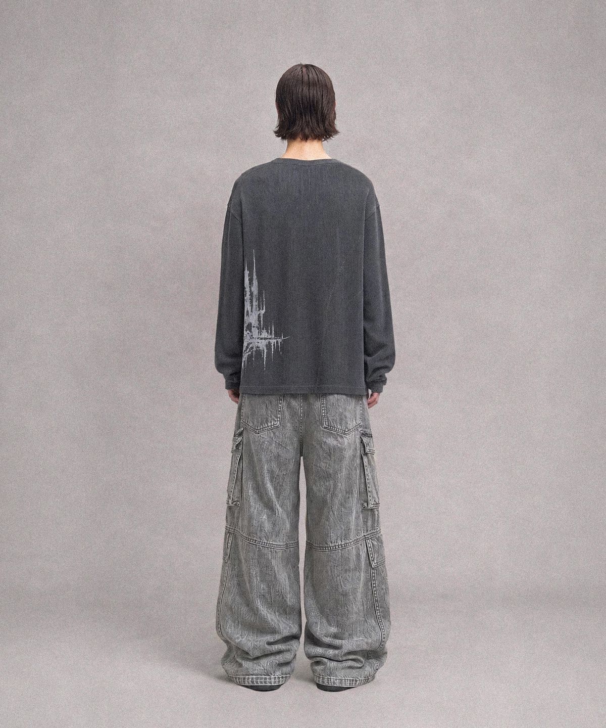 낫포너드(NOT4NERD) Diagonal Seam Waffle Henley Long Sleeve - Charcoal