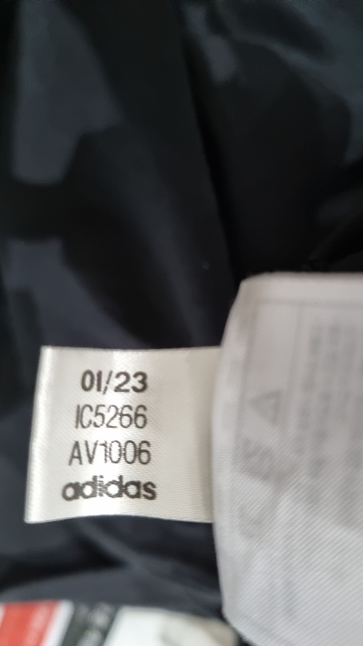 아디다스(ADIDAS) ESS DRESS IC5266 L