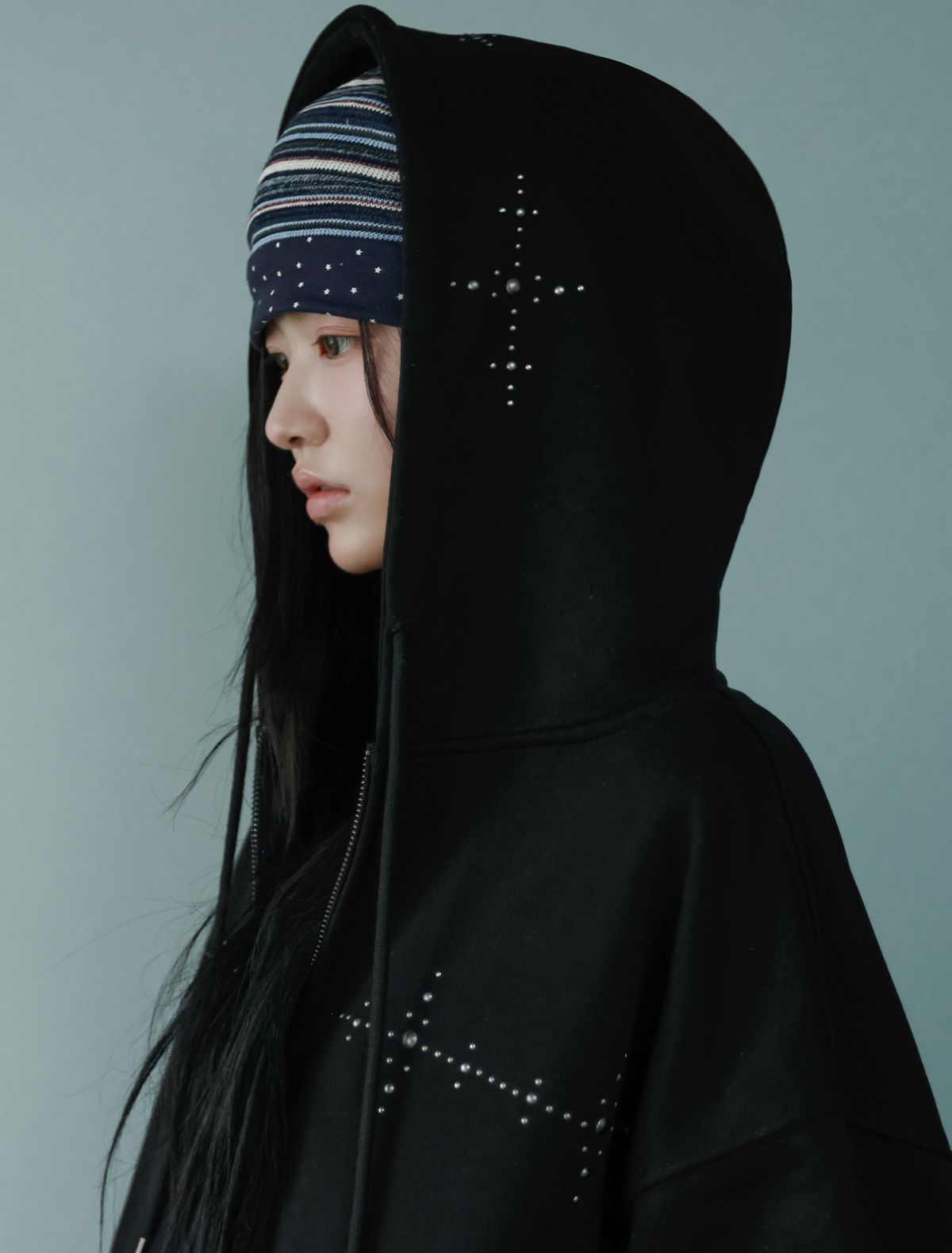 루프(LOOXP) 크로스 스톤 오버핏 후드집업 블랙