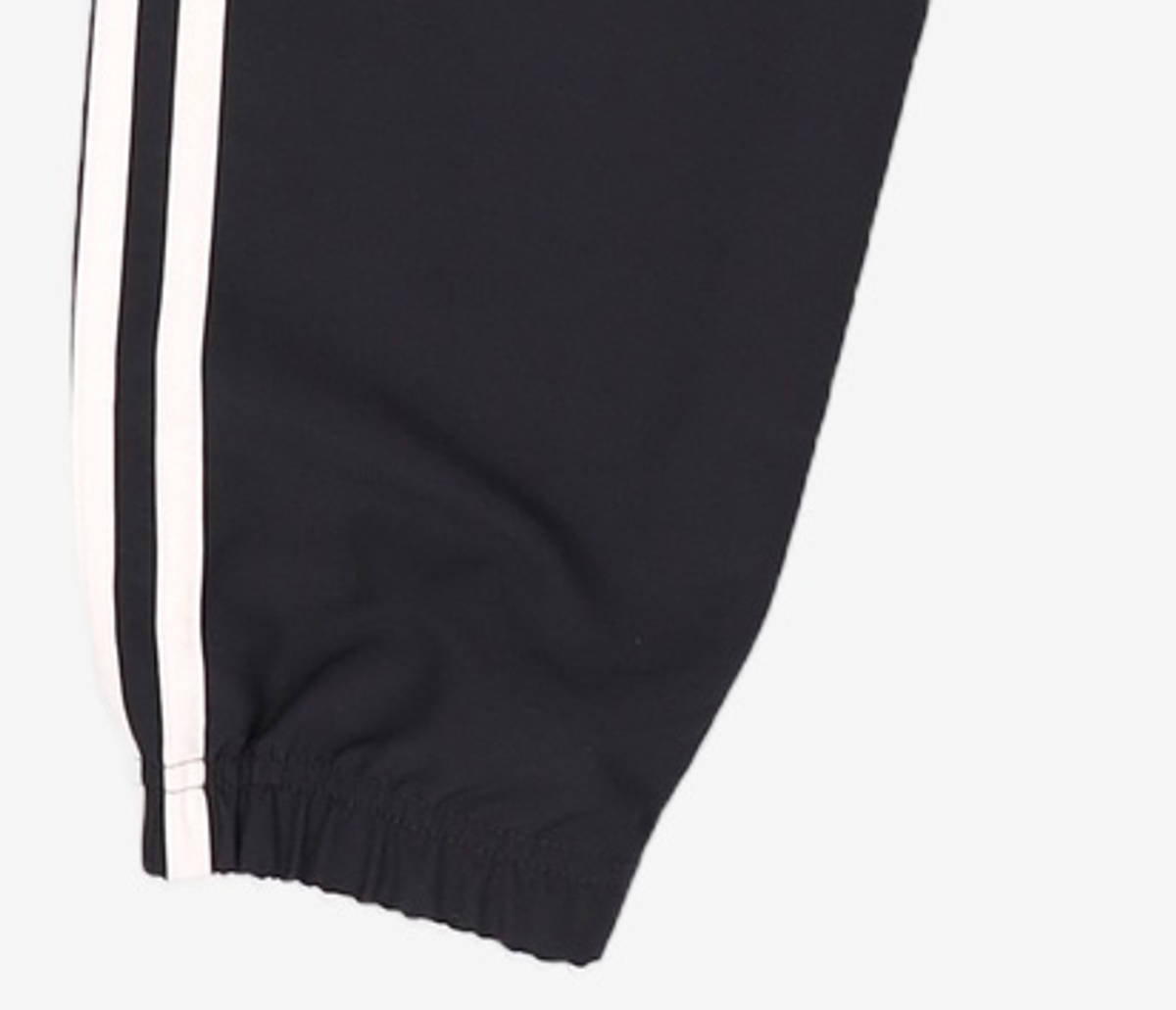 아디다스(ADIDAS) 에센셜 3S 윈드 팬츠 - 블랙:화이트 / DQ3100 M