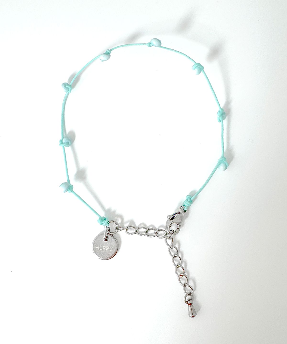 히푸(hippu) Pompom Bracelet