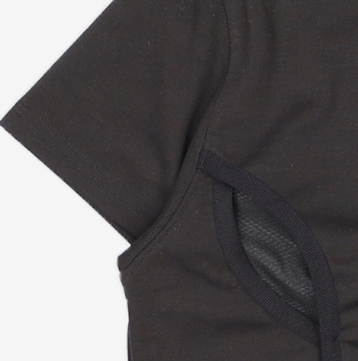 아트 오브 필드(ART OF FIELD) FLATLOCK STITCH T-SHIRT - BLACK 2