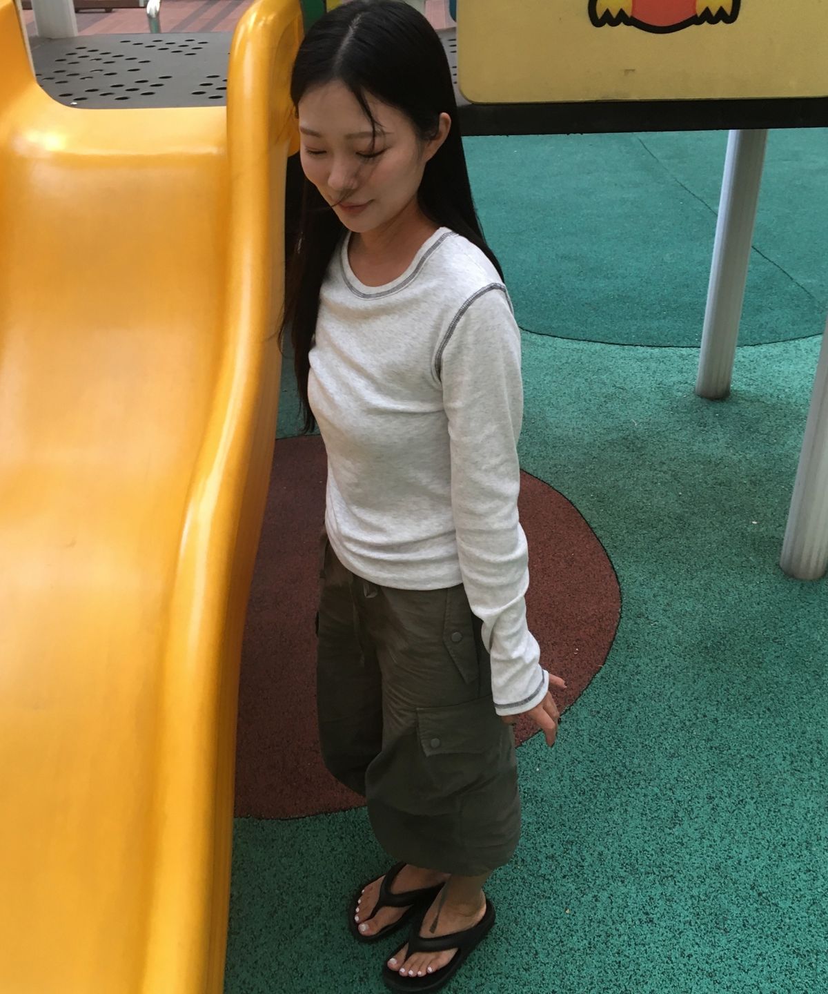 미쏘(MIXXO) 배색 스티치 긴팔 티셔츠_MIWLWG916A