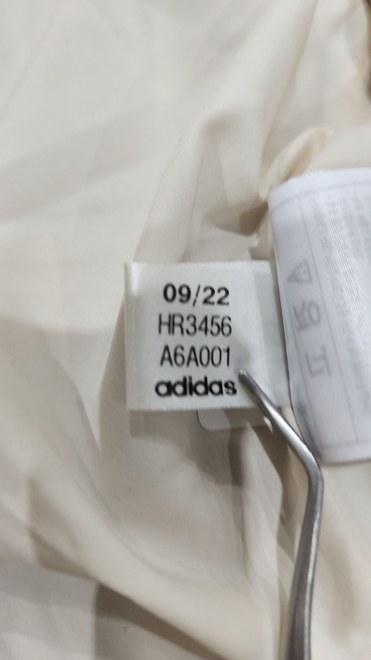 아디다스(ADIDAS) 숏 쉐르파 재킷 - 화이트:네이비 / HR3456 M