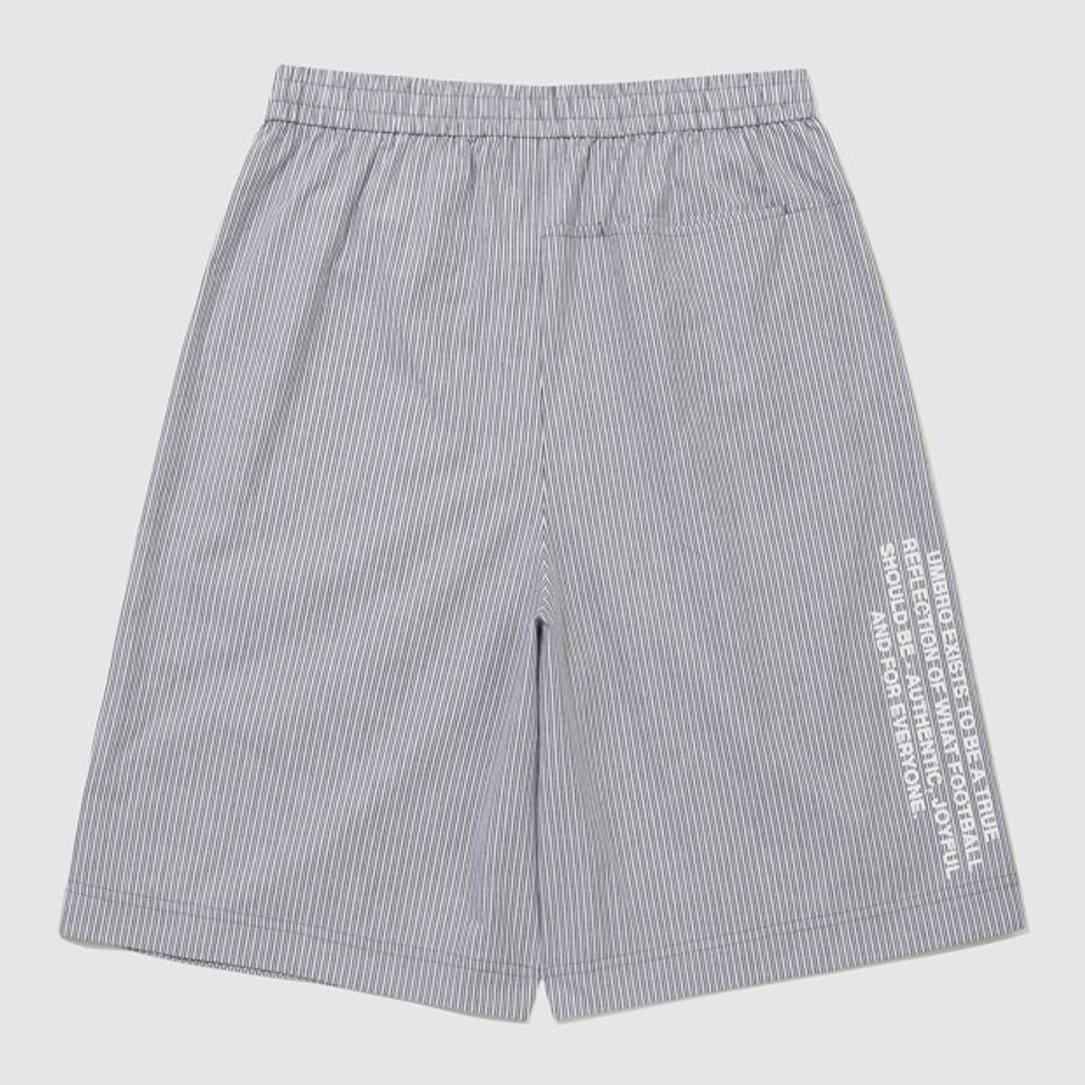 엄브로(UMBRO) 스트라이프 버뮤다 6부 반바지 블랙 UR321CHP81