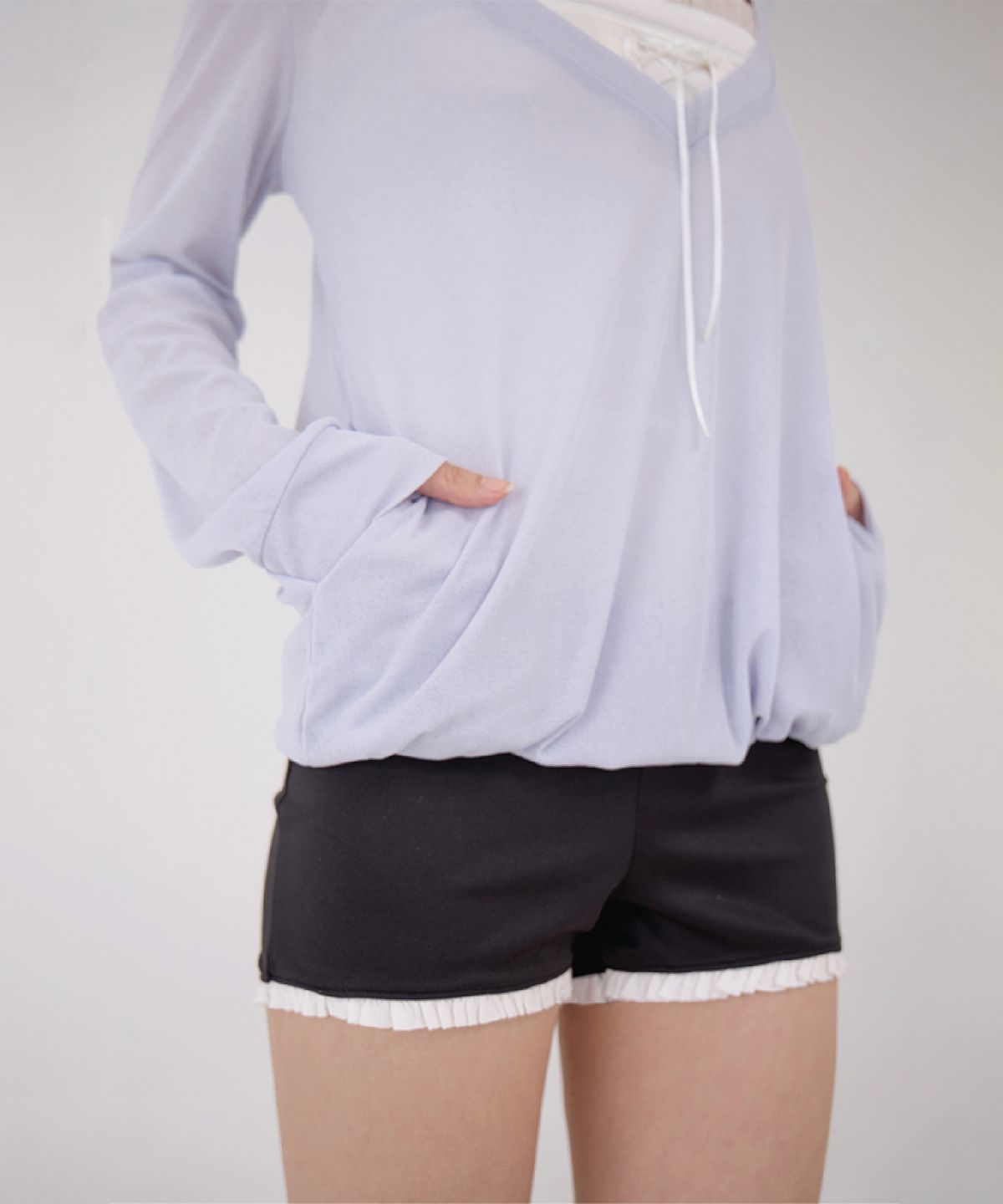 벨리아르(BELLIALEU) FRILL SHORTS BLACK
