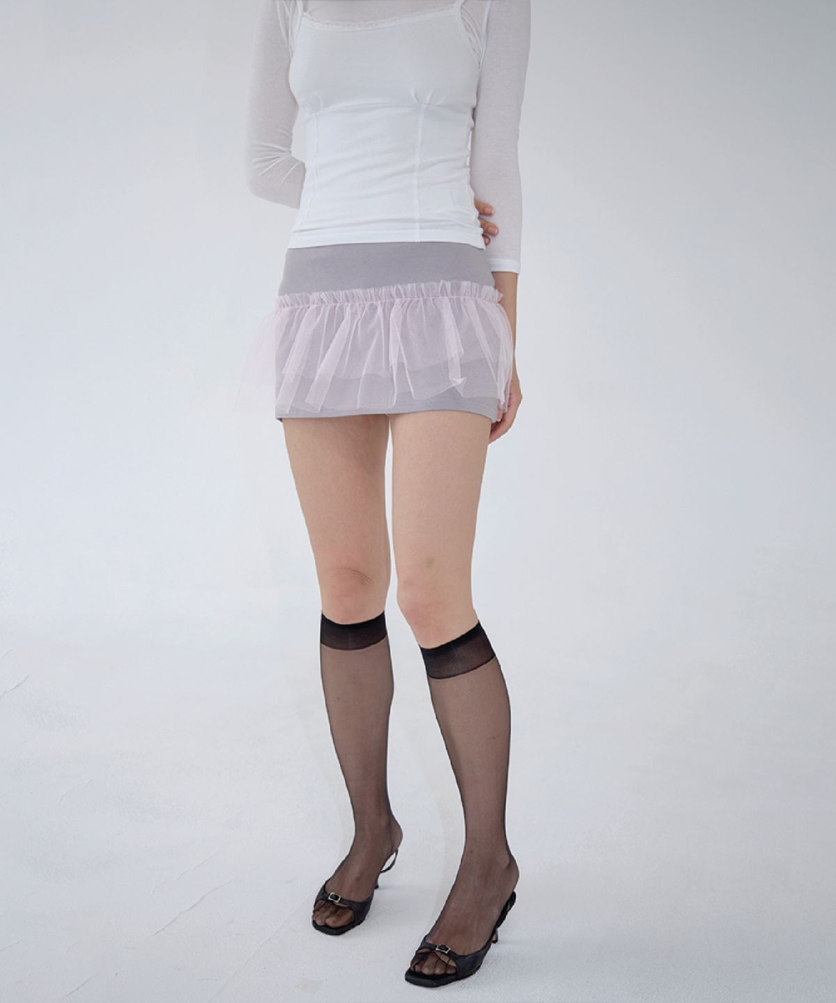 벨리아르(BELLIALEU) TULLE LAYERED MINI SKIRT MAUVE GRAY