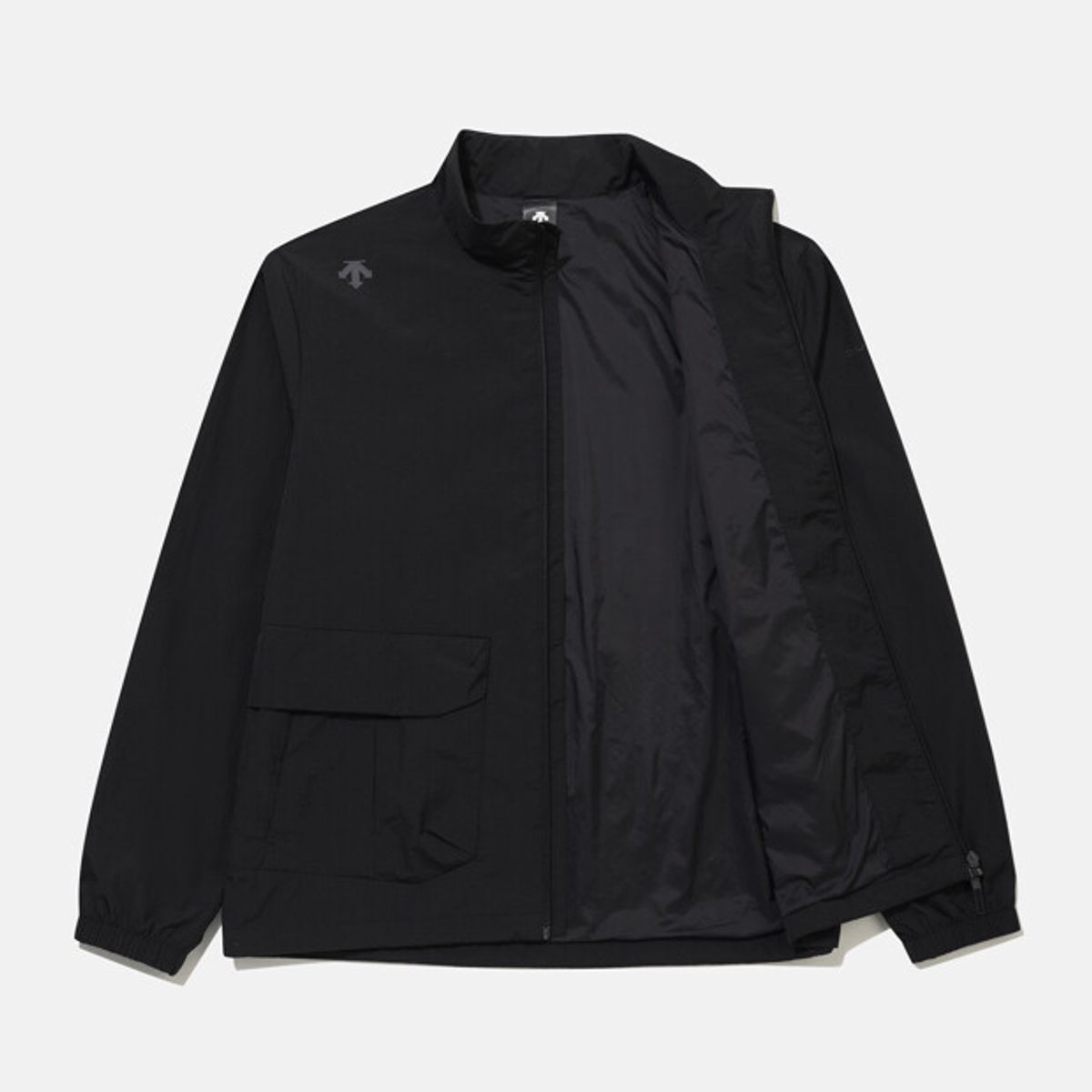 데상트(DESCENTE) 남성 레인블락 안감형 스탠드넥 자켓 블랙 SR321DJK83