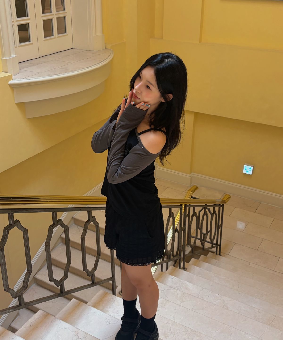 미쏘(MIXXO) 나그랑 그래픽 티셔츠_MIWLWG944A