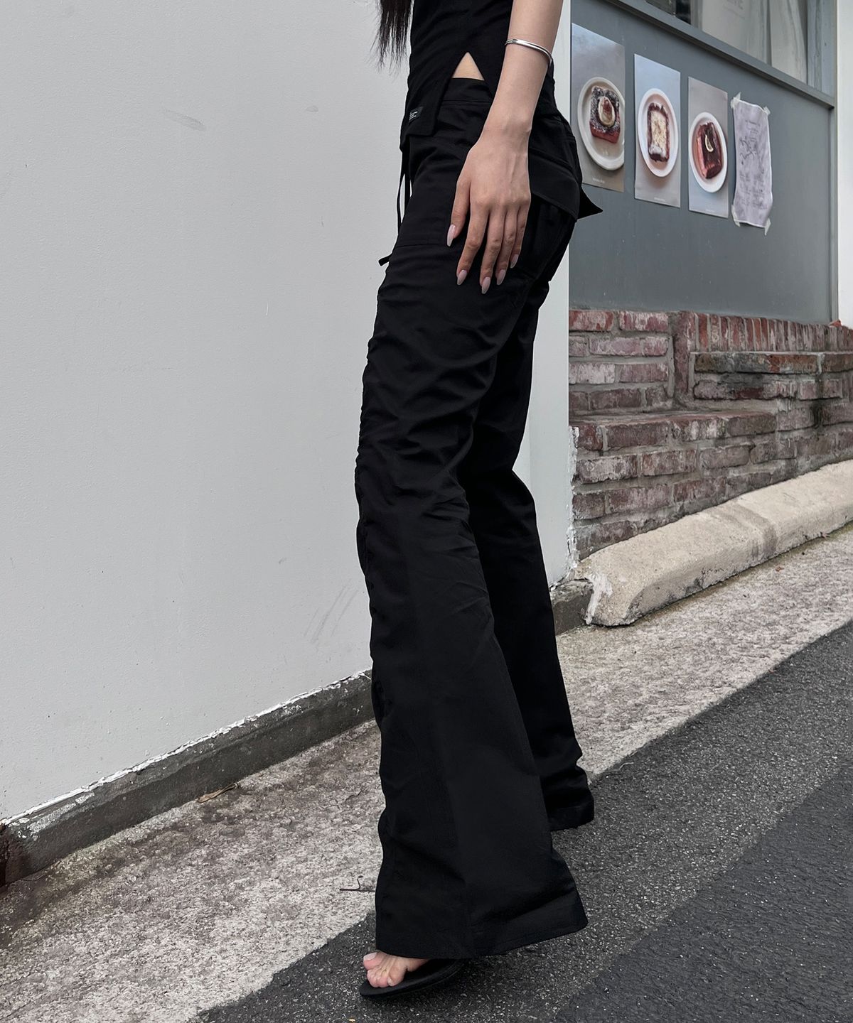 이네기(INEGI) Tap Shirring String Pants (black)