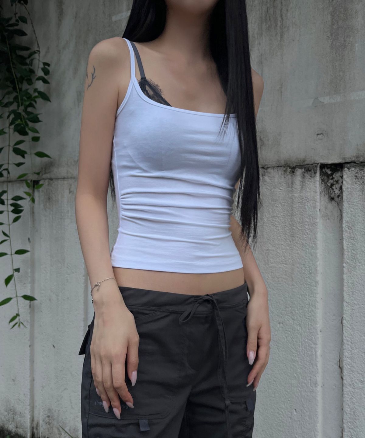 이네기(INEGI) Drape Cami Top (white)