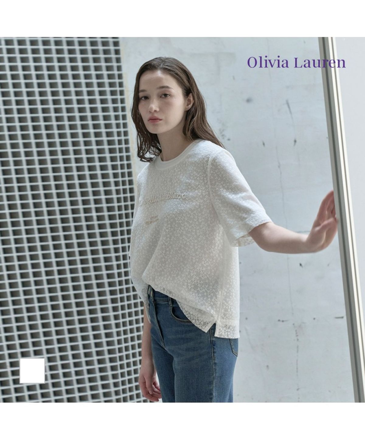올리비아로렌(OLIVIALAUREN) 레이스 자수 티셔츠_VOCAS5F7341
