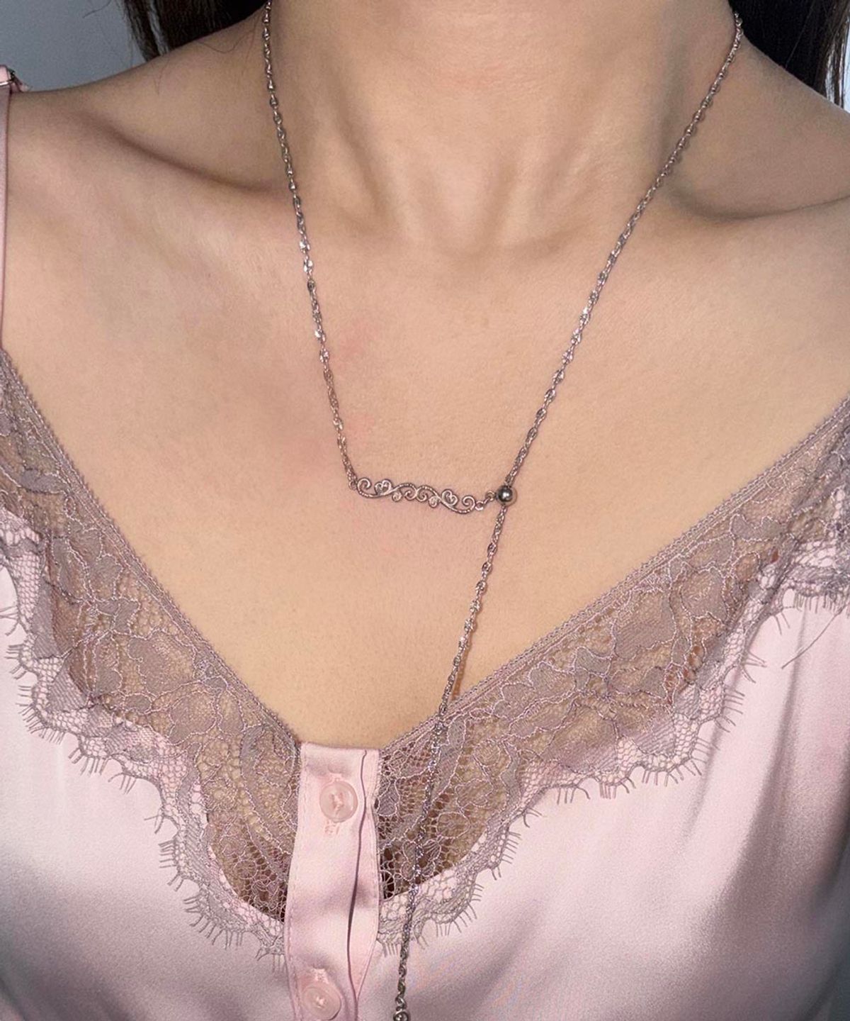 러브트릭스(LOVETRIX) Vintage Lace Necklace