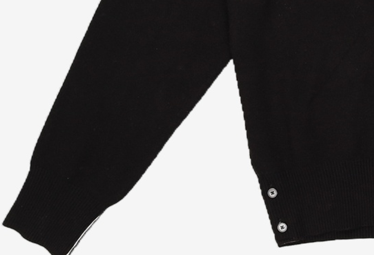 티엔지티(TNGT) BLACK SEMI-OVER FIT BUTTON CREWNECK KNIT TNSW1F704BK 105