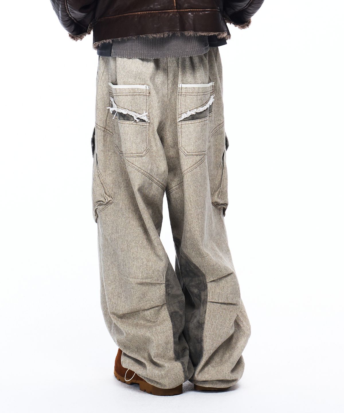 알에스에스씨(RSSC) HERRINGBONE MIX CARGO PANTS - BEIGE