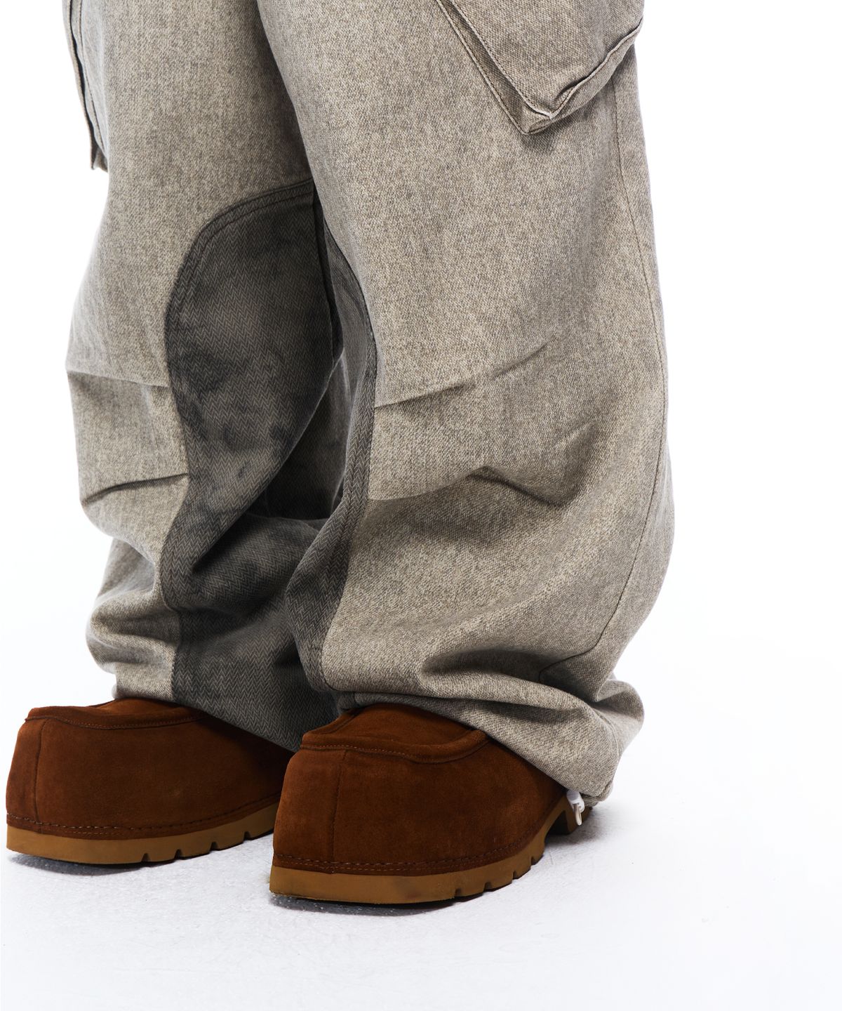 알에스에스씨(RSSC) HERRINGBONE MIX CARGO PANTS - BEIGE