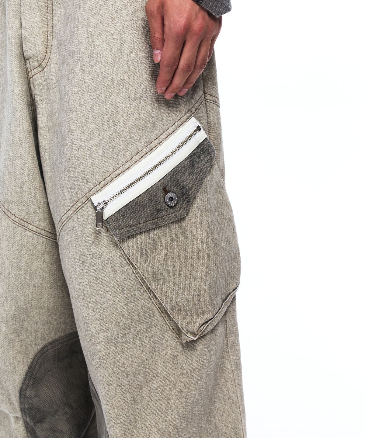 알에스에스씨(RSSC) HERRINGBONE MIX CARGO PANTS - BEIGE