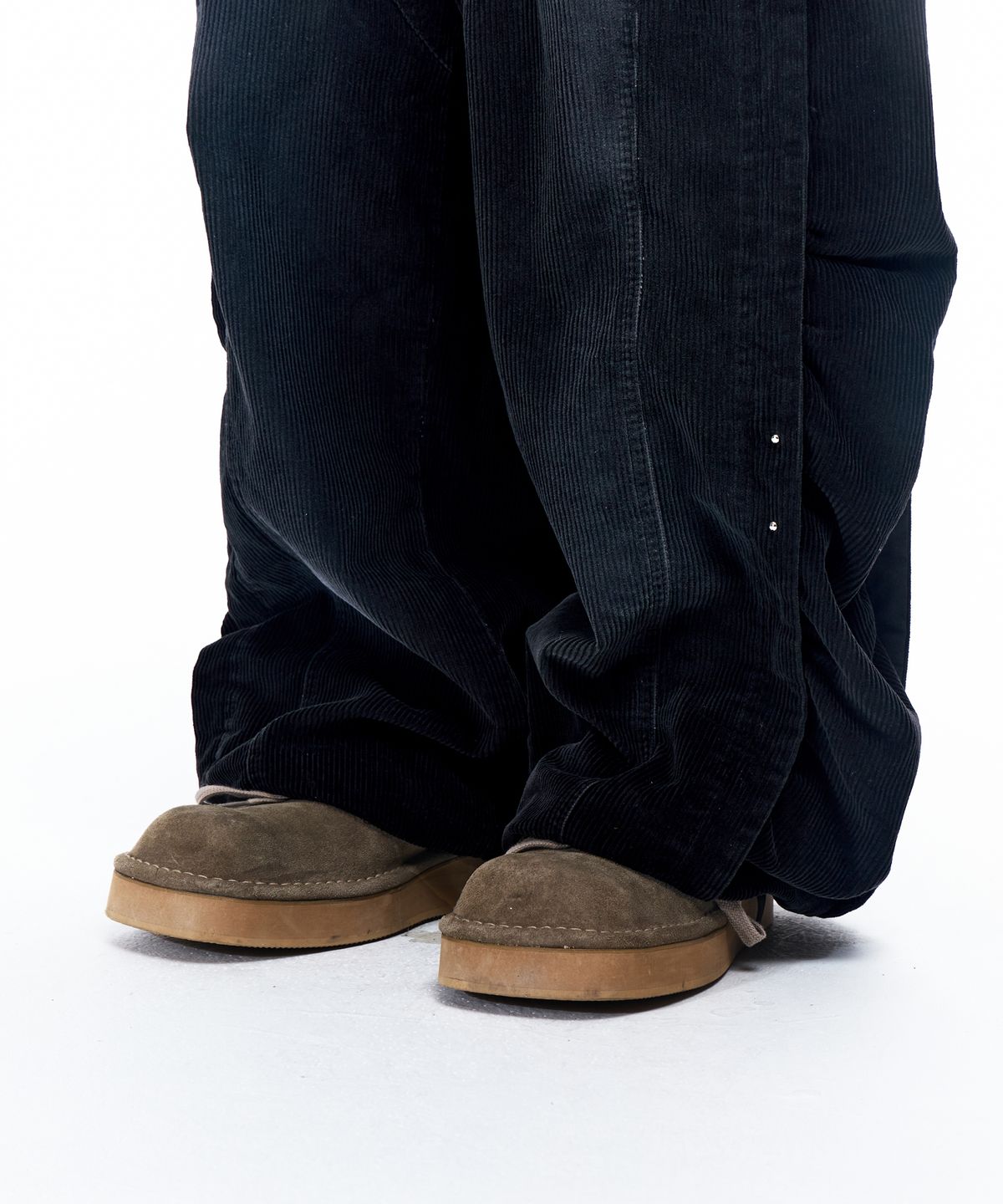 알에스에스씨(RSSC) INCISION WASHED CORDUROY PANTS - BLACK