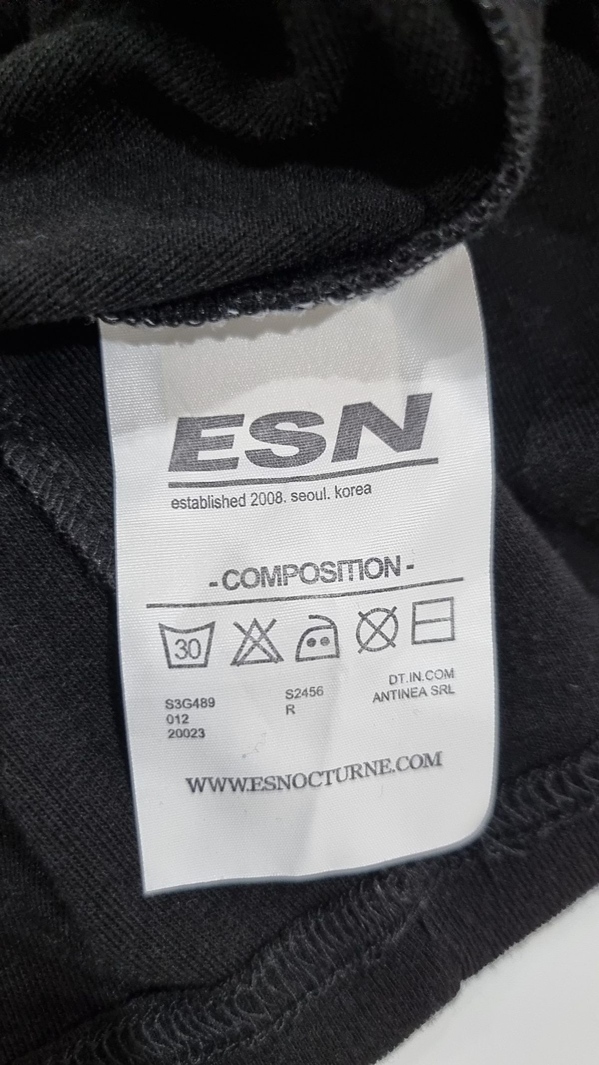이에스엔(ESN) 긴소매 티셔츠 L