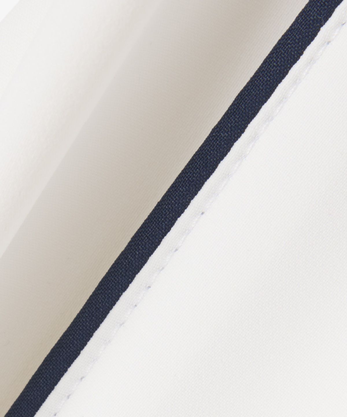 라코스테(LACOSTE) 남성 테니스 헤리티지 쇼츠 GH6921-56N 70V