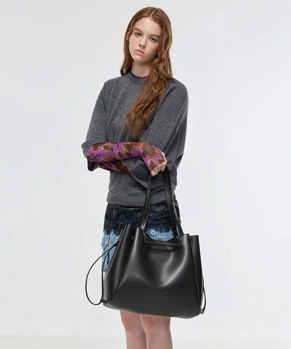 찰스앤키스(CHARLES & KEITH) 한야 드로스트링 토트백 CK2-30782862