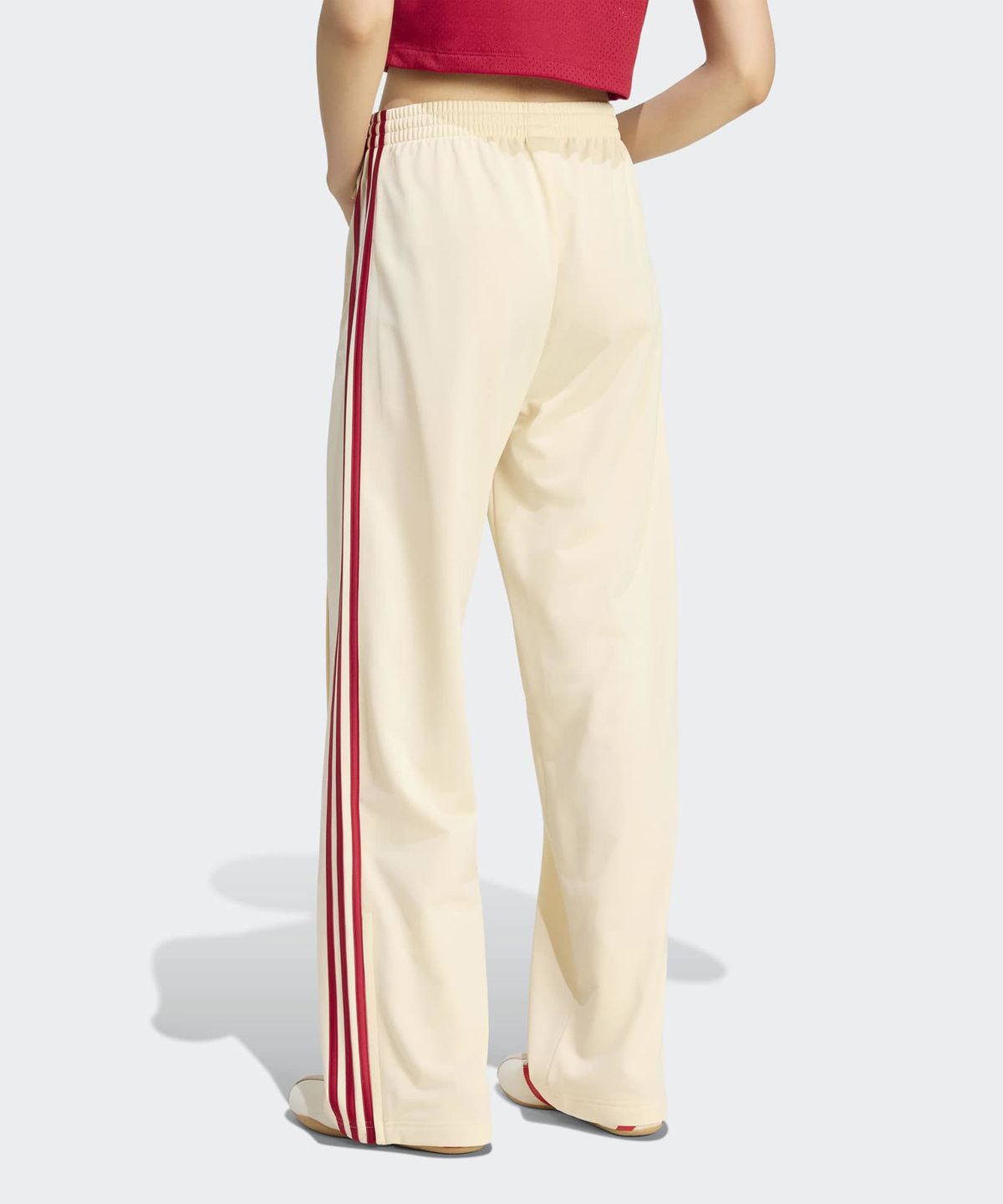 아디다스(ADIDAS) 파이어버드 루즈 트랙 팬츠 - 원바닐라:팀빅토리레드 / KS4671