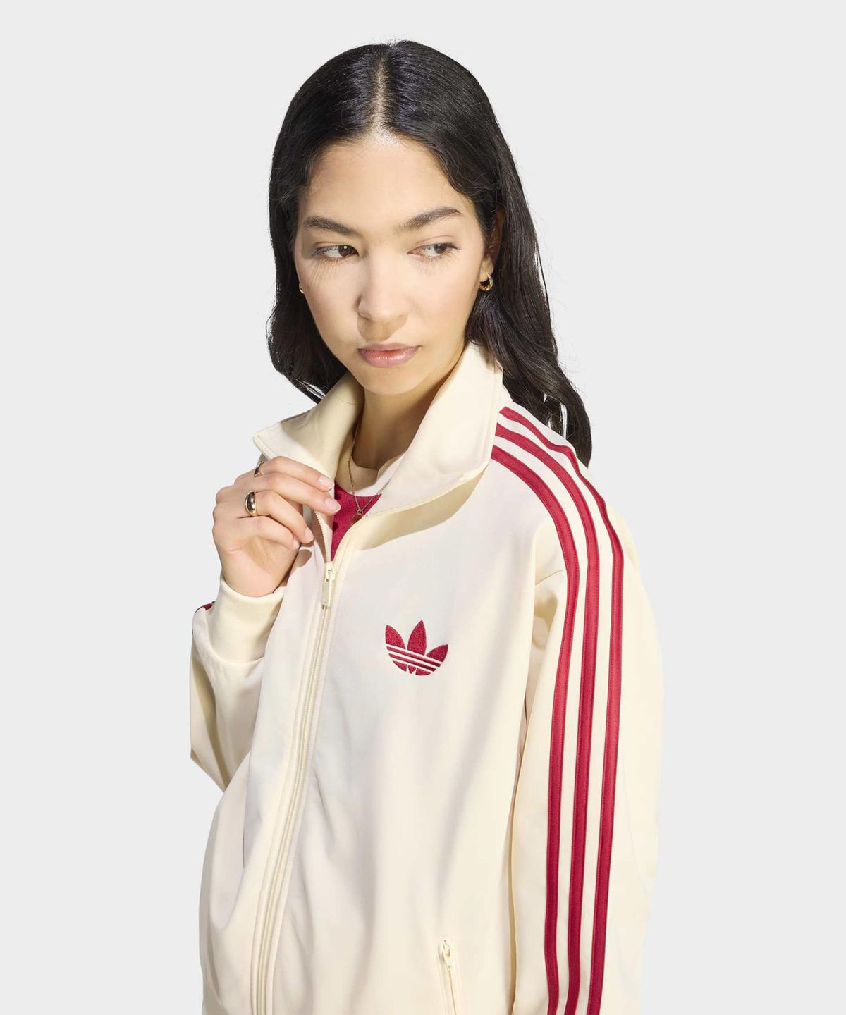 아디다스(ADIDAS) 파이어버드 루즈 트랙탑 - 원바닐라:팀빅토리레드 / KS4674