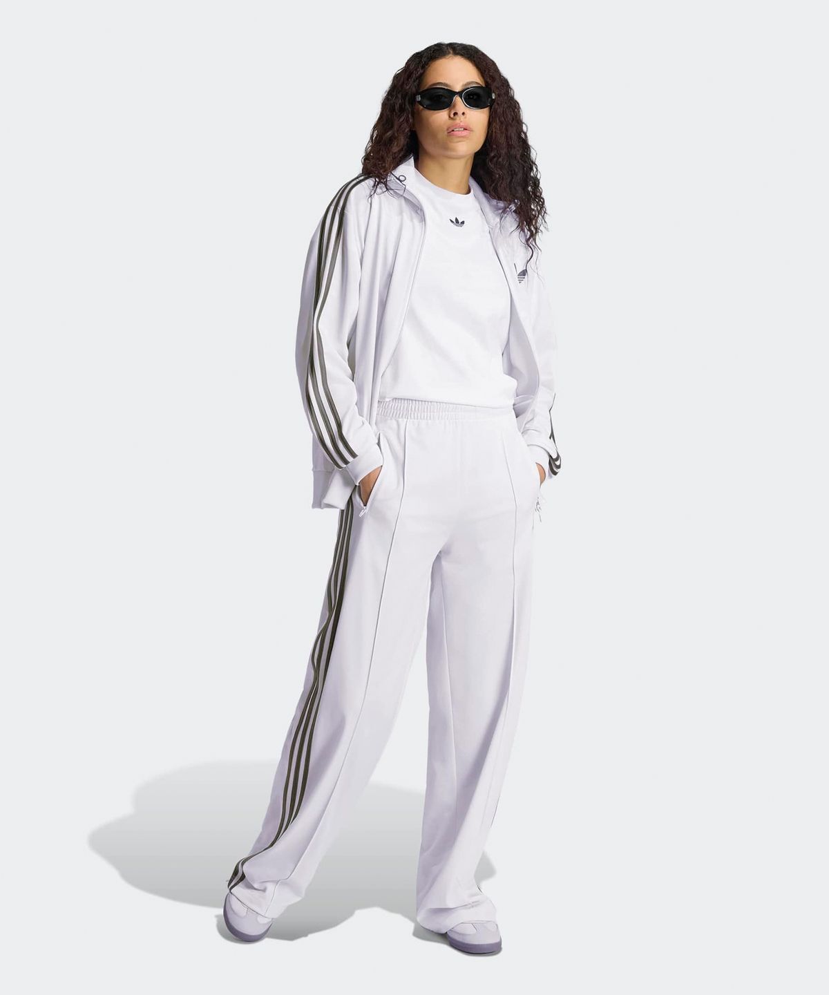 아디다스(ADIDAS) 파이어버드 루즈 트랙 팬츠 - 프로즌퍼플:올리브스트라타 / KV2232