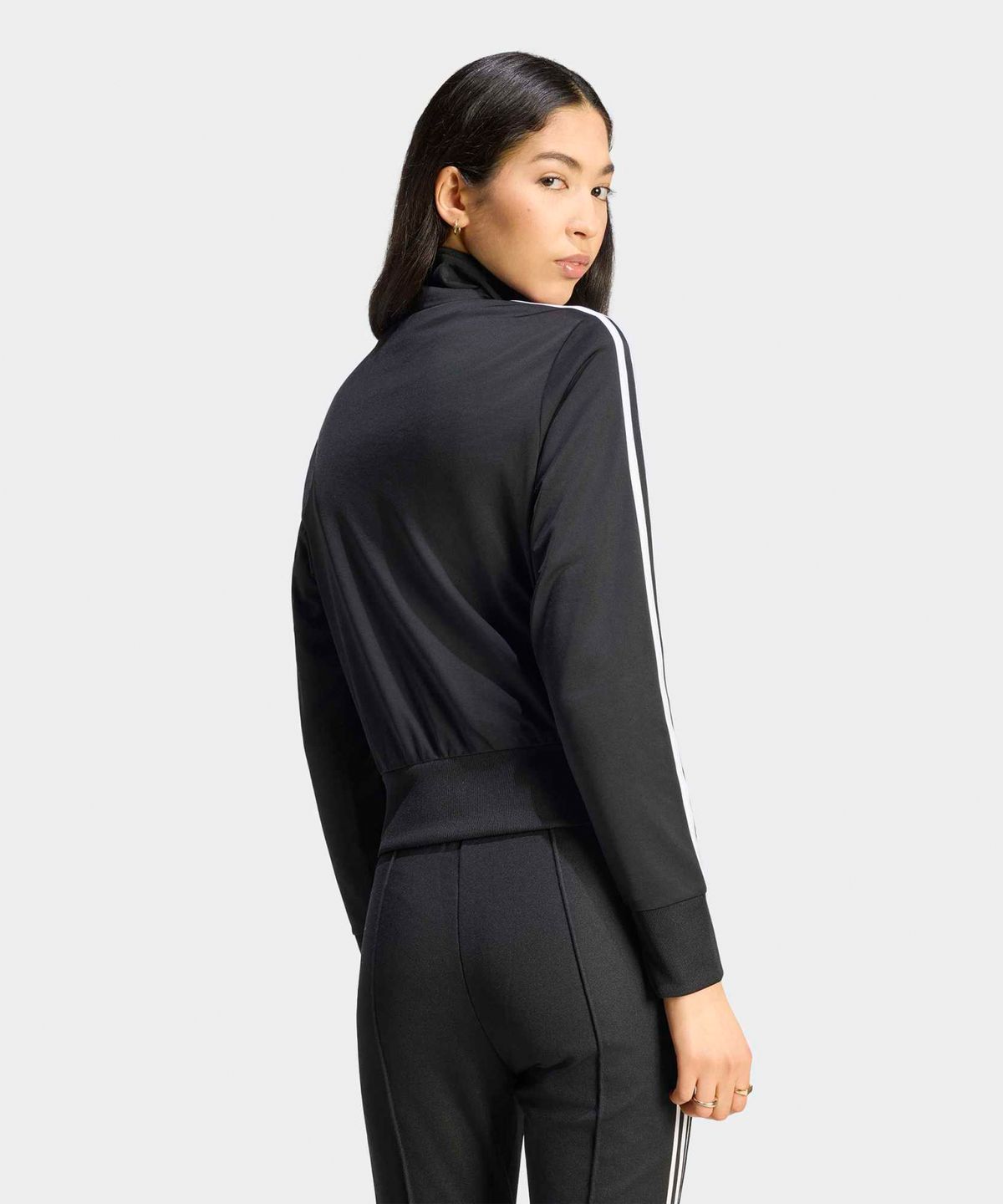 아디다스(ADIDAS) 파이어버드 클래식 트랙탑 - 블랙:화이트 / KV9552