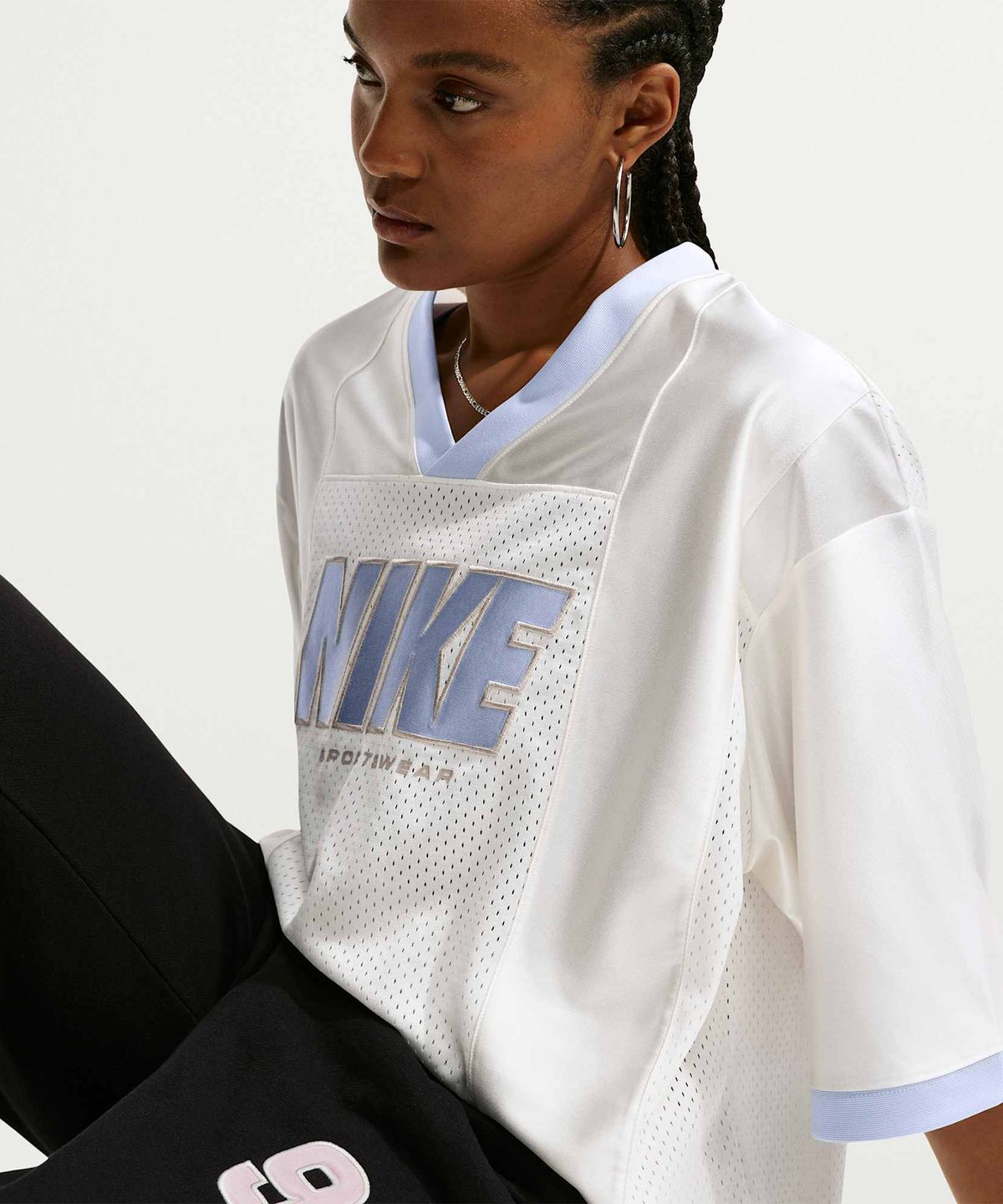 나이키(NIKE) 스포츠웨어 오버사이즈 반소매 그래픽 저지 W - 세일:블랙 / IV5751-133