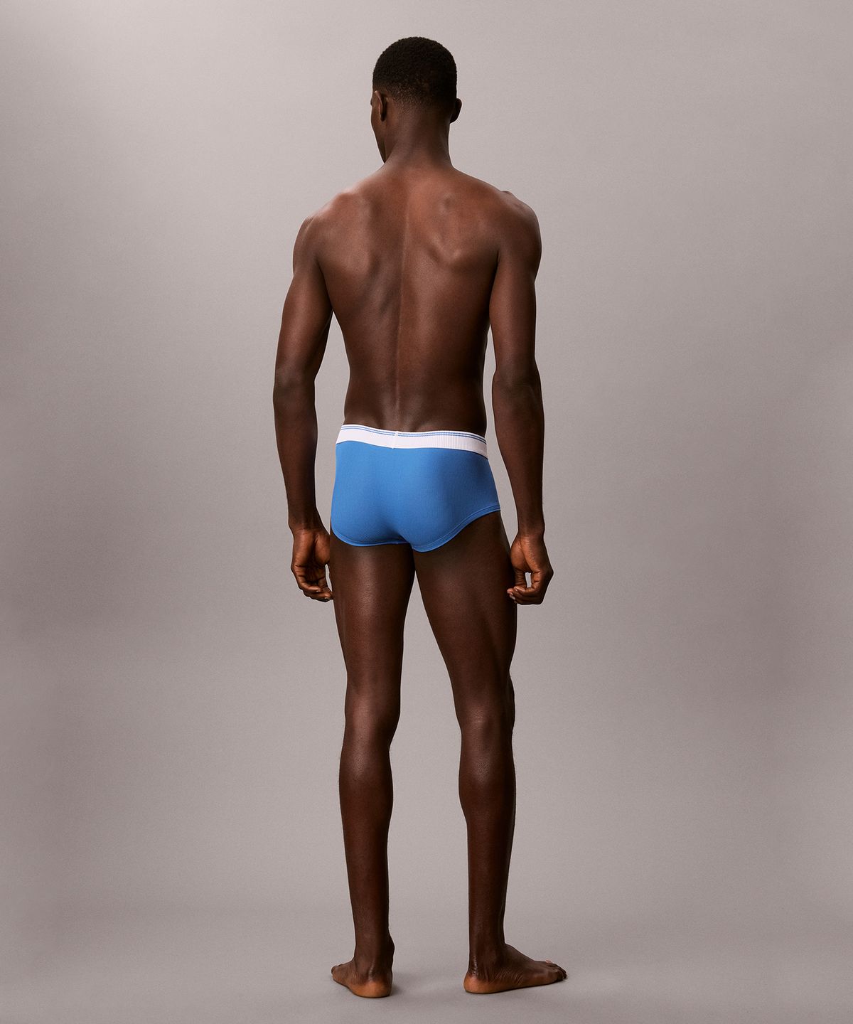캘빈클라인 언더웨어(CALVIN KLEIN UNDERWEAR) 남성 CK 블랙 마이크로 립 울트라 로우 라이즈 트렁크_NB4692C2L