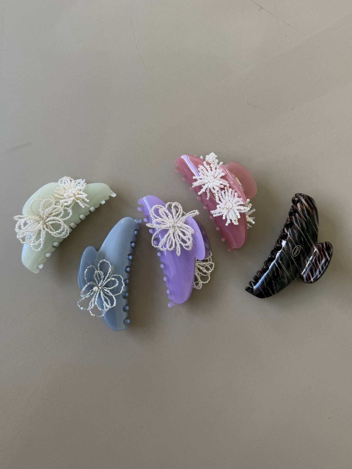 러브미몬스터(LOVE ME MONSTER) Shining Beads Hair Clip_5COL (L262MHA040)