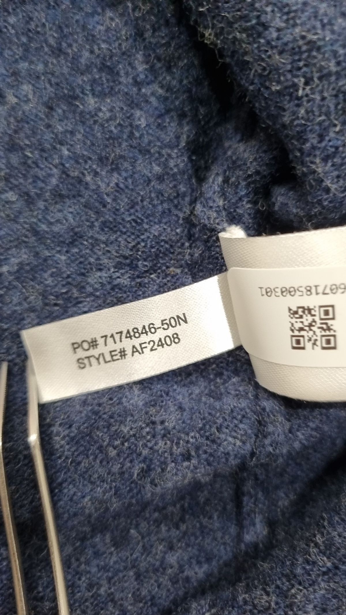 라코스테(LACOSTE) 여성 베이직 브이넥 가디건 AF2408-20C_725 34