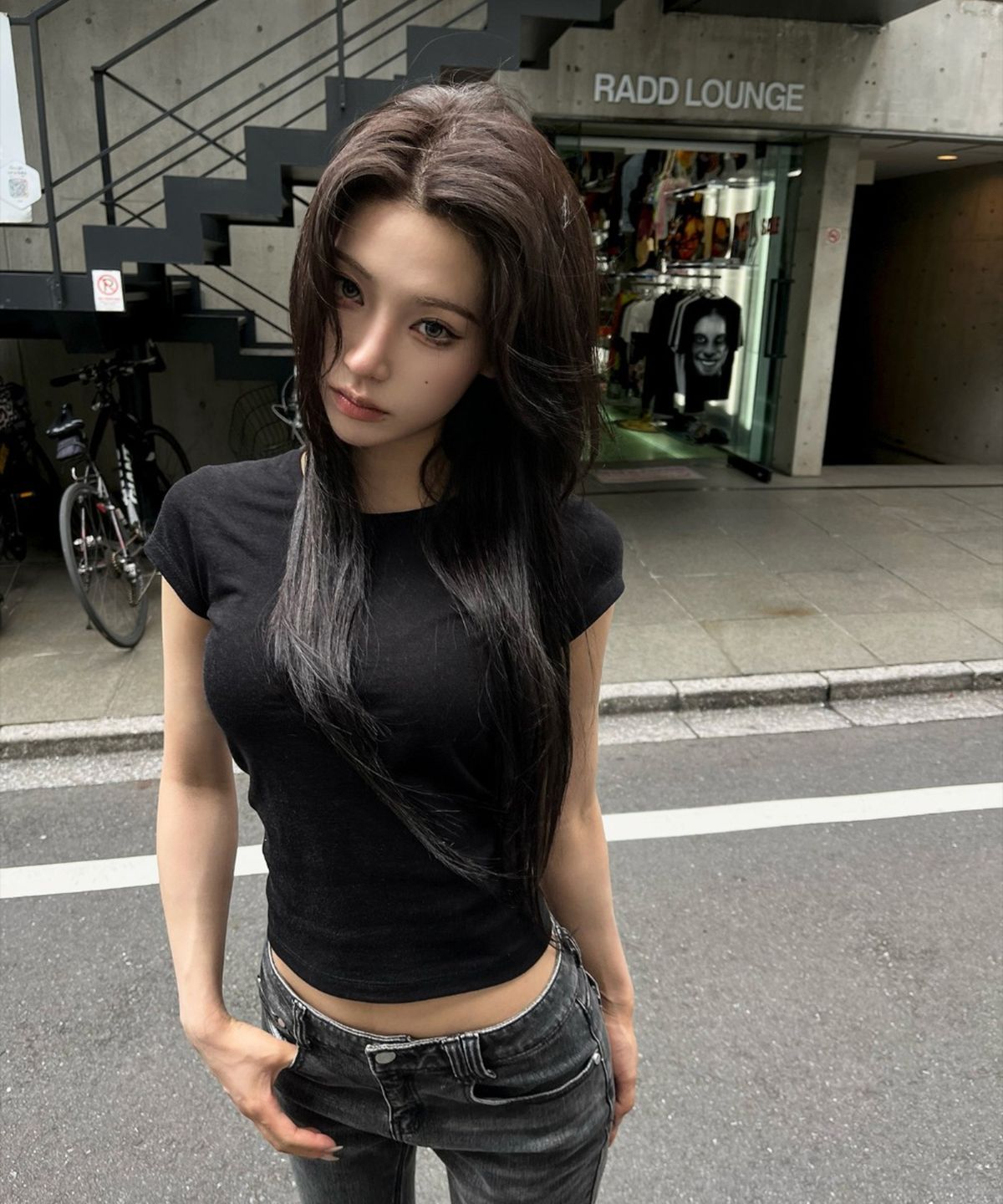 시아오시코(SIAOSIKO) 레이어드 U넥 슬림티 (Black)