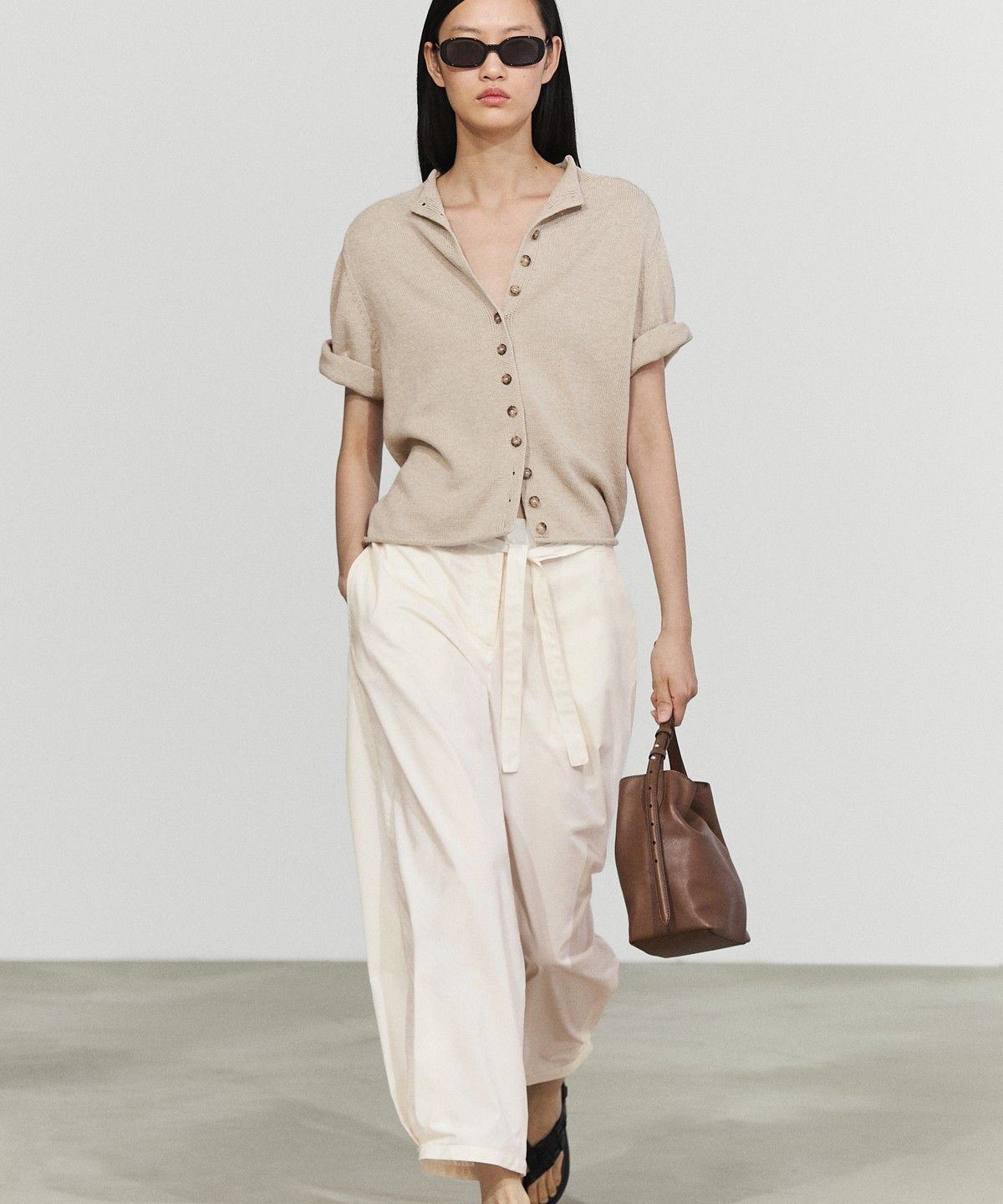마시모두띠(MASSIMO DUTTI) 코튼 퍼널넥 니트 가디건