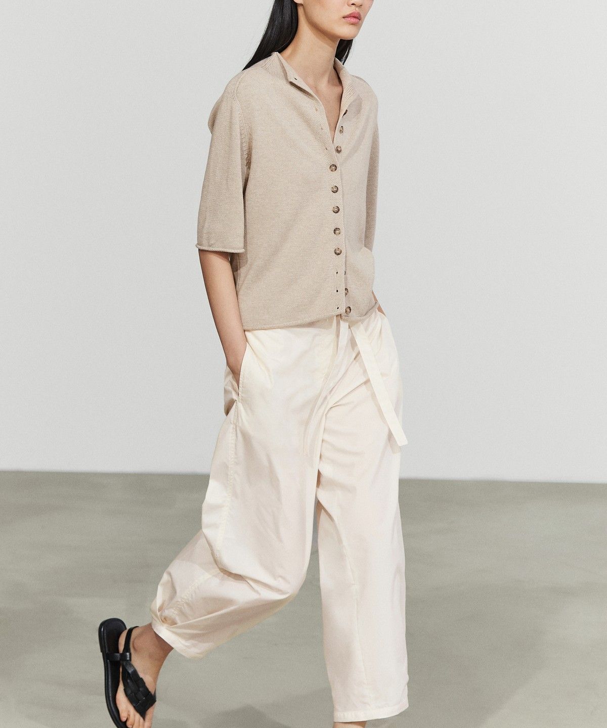 마시모두띠(MASSIMO DUTTI) 코튼 퍼널넥 니트 가디건