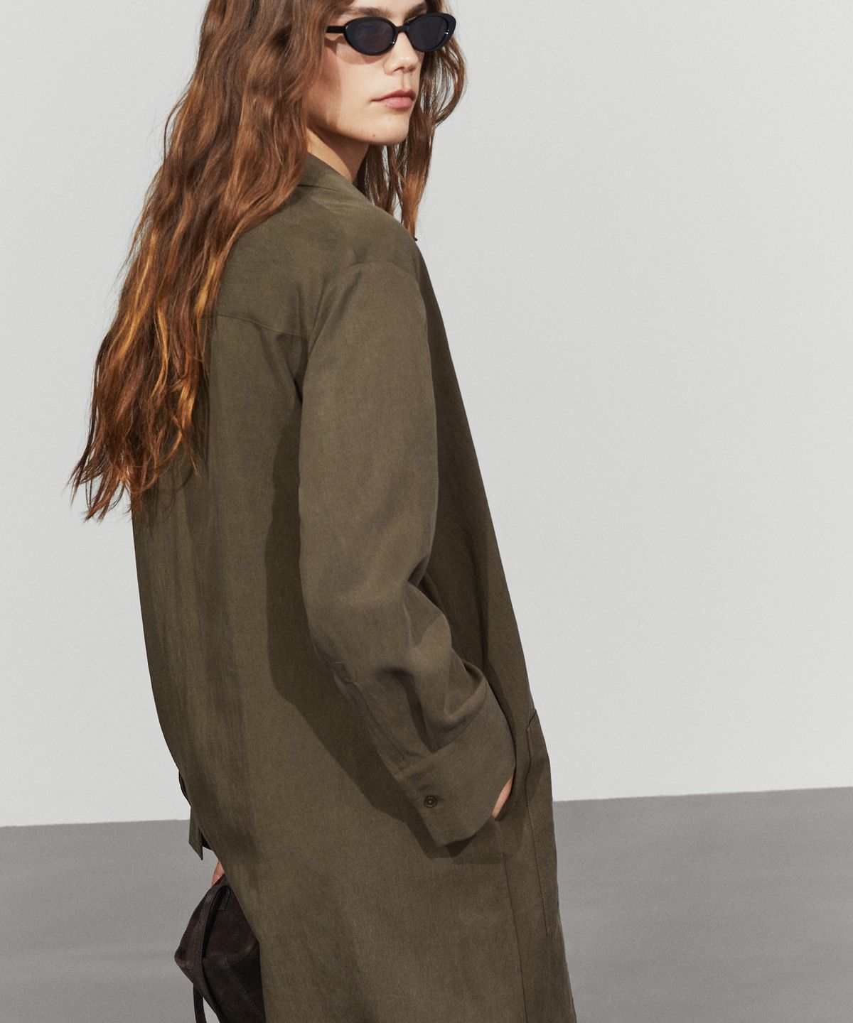 마시모두띠(MASSIMO DUTTI) 포켓 디테일 미니 셔츠 원피스