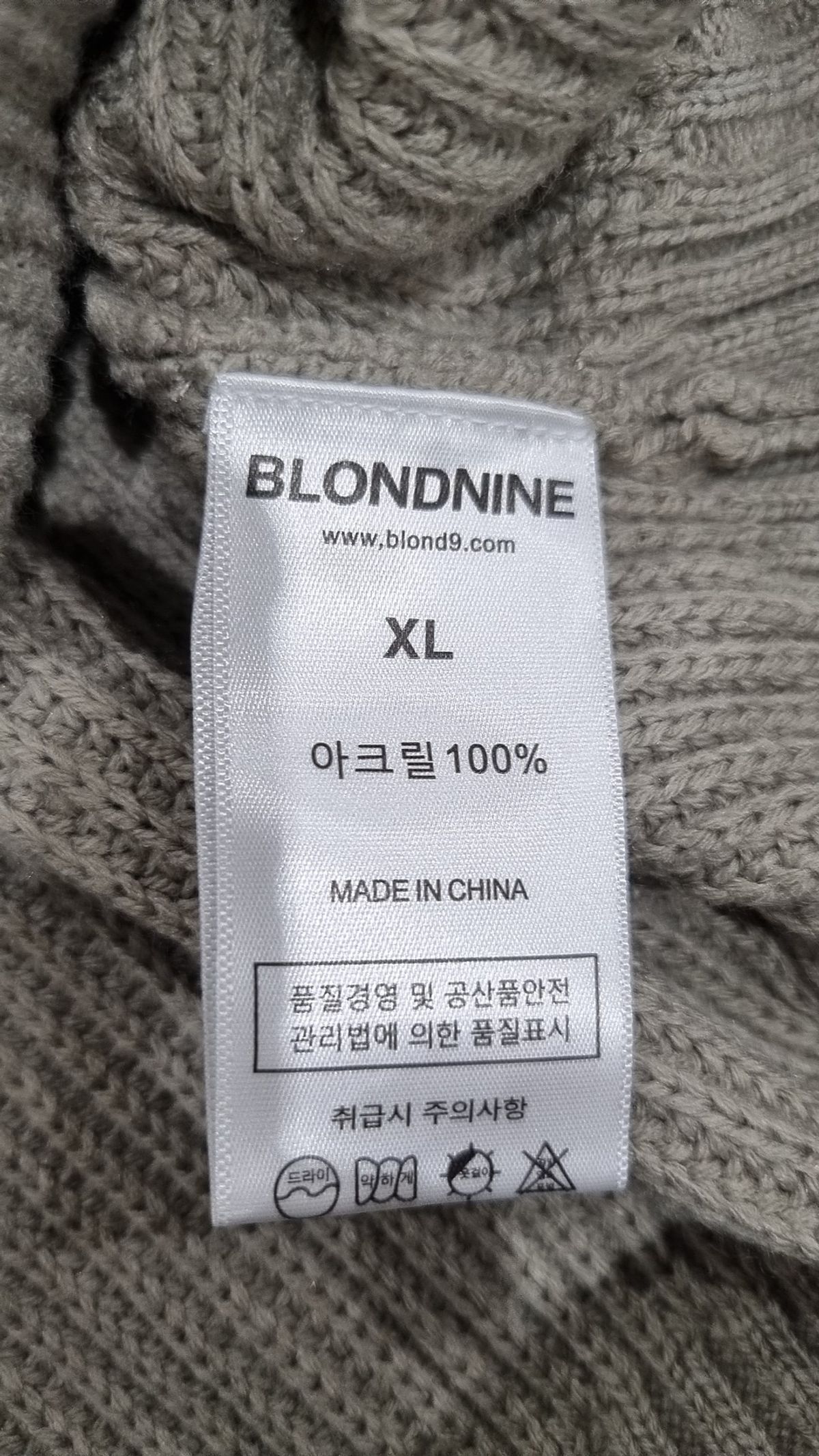 블론드나인(BLOND9) 니트/스웨터 XL