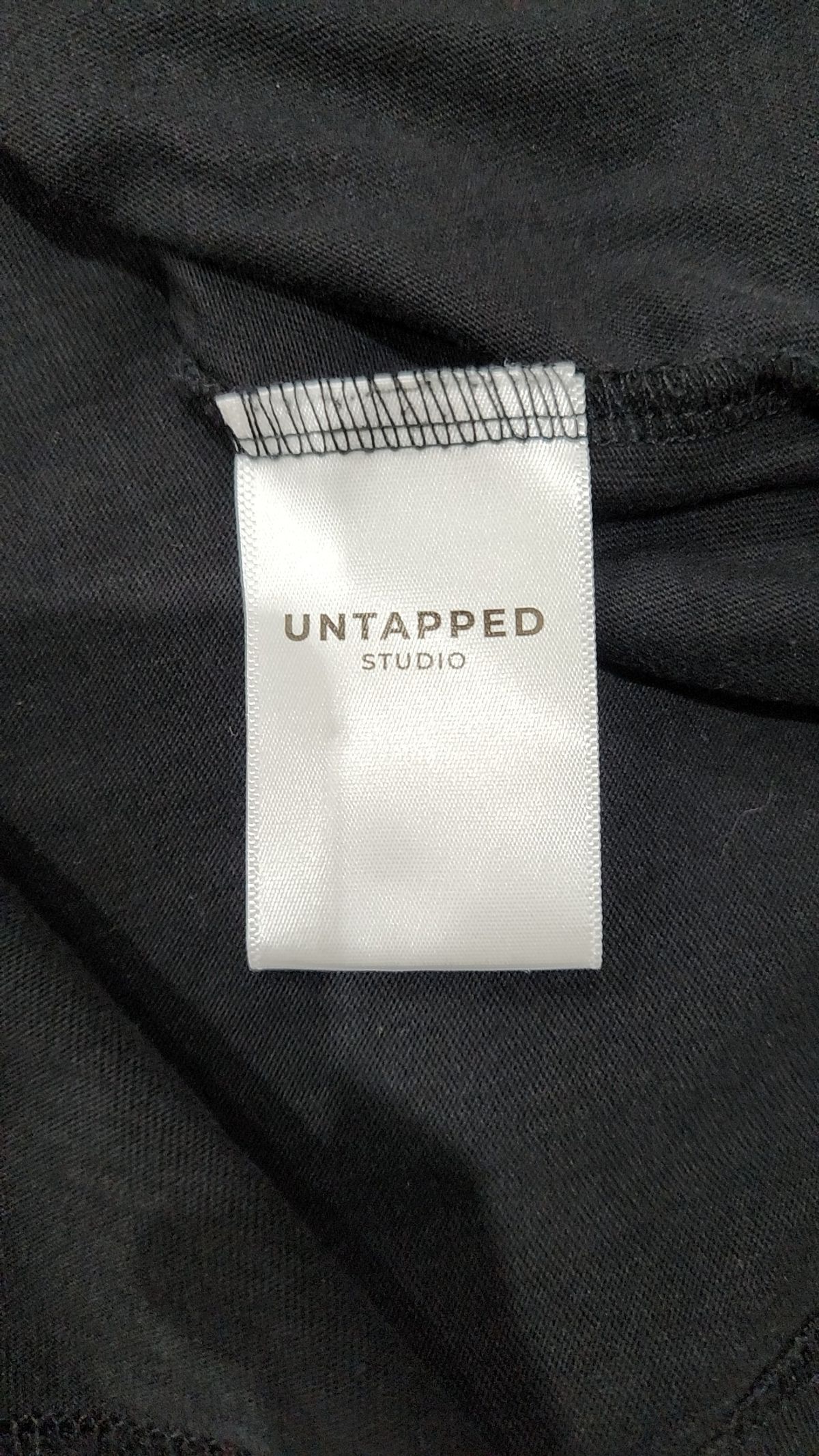 언탭트 스튜디오(UNTAPPED STUDIO) 반소매 티셔츠 XL