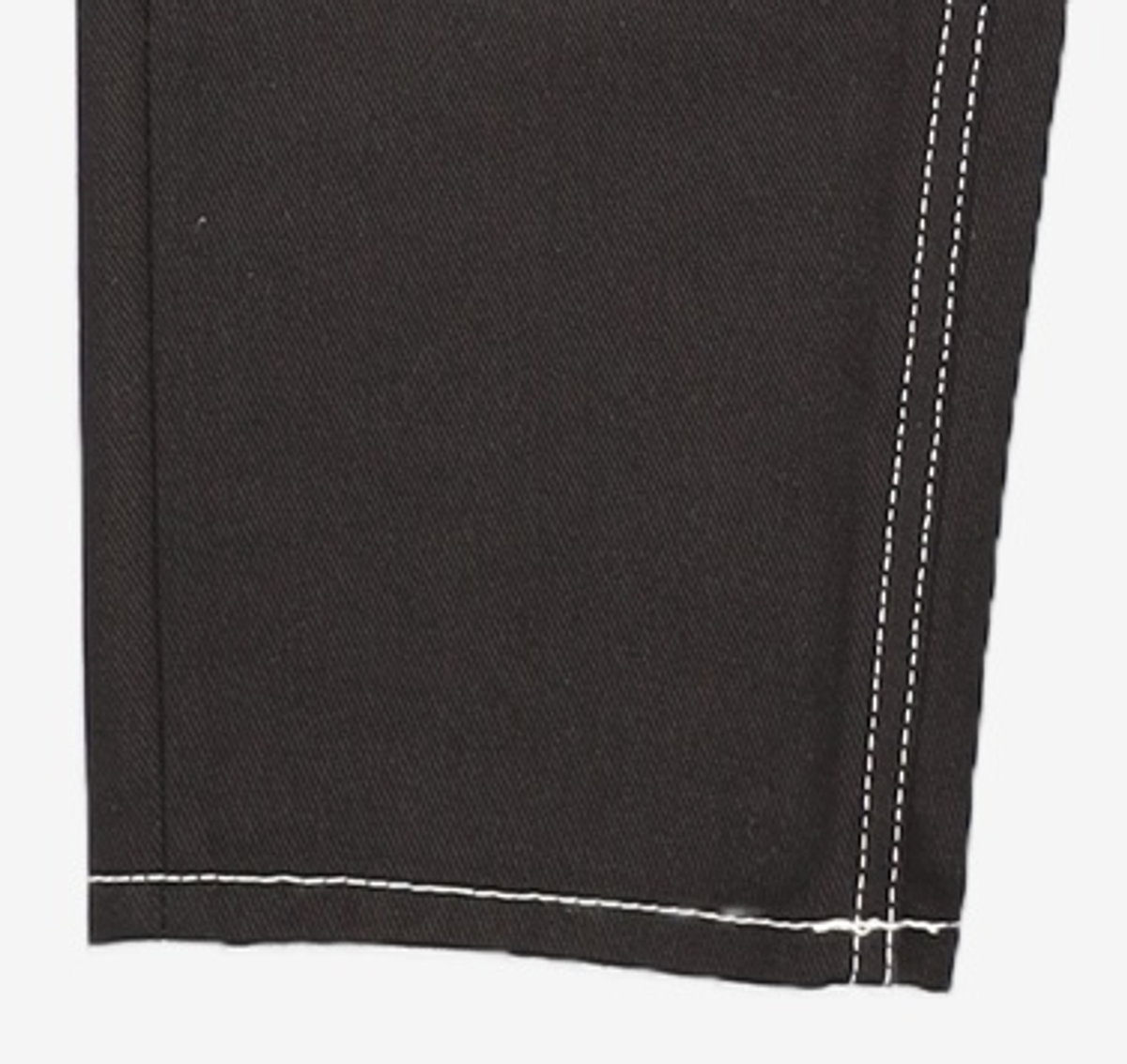 86로드(86ROAD) STITCH BLACK CHIP / CROP TAPERED 30