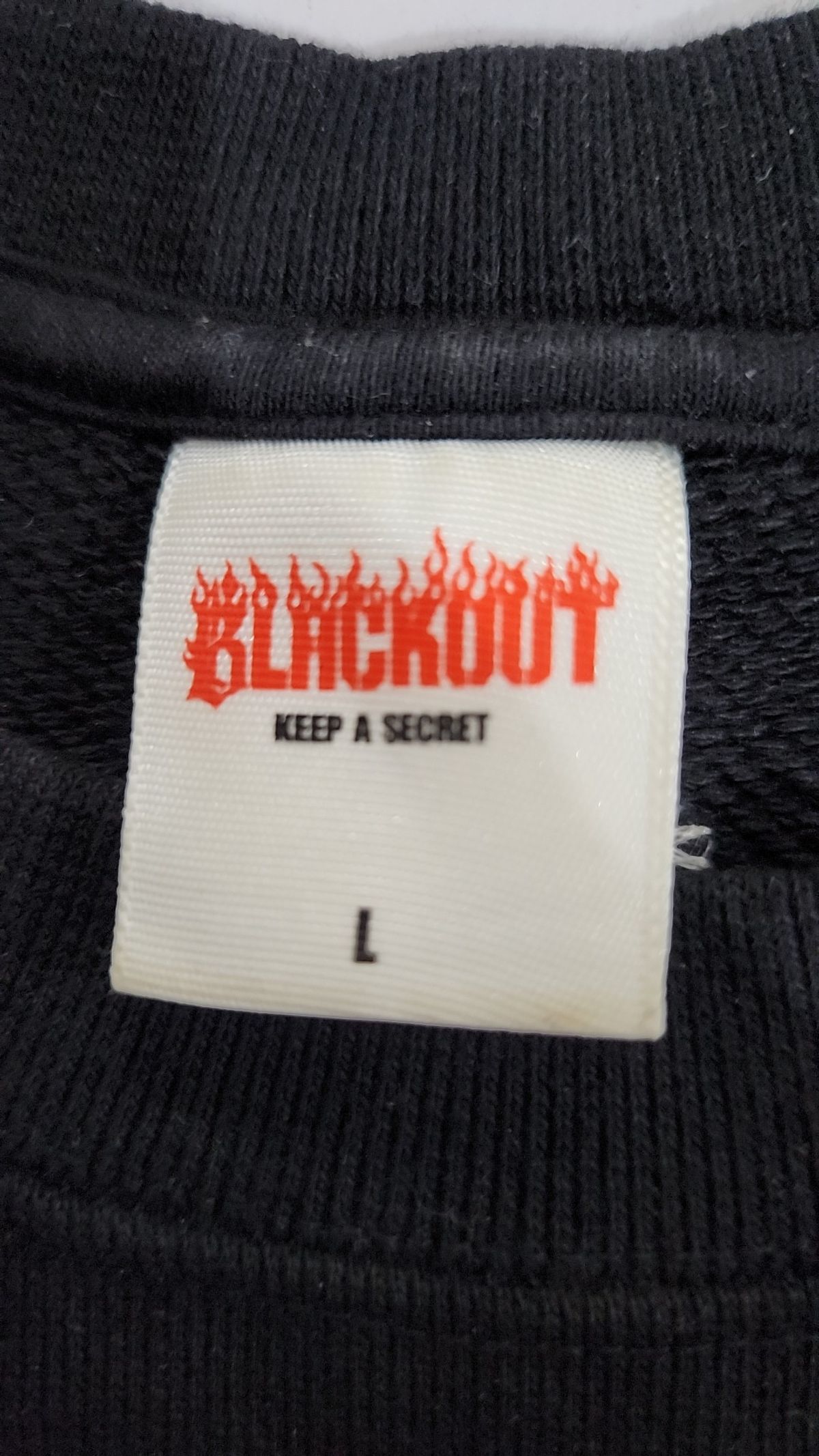 블랙아웃(BLACKOUT) 맨투맨/스웨트셔츠 L