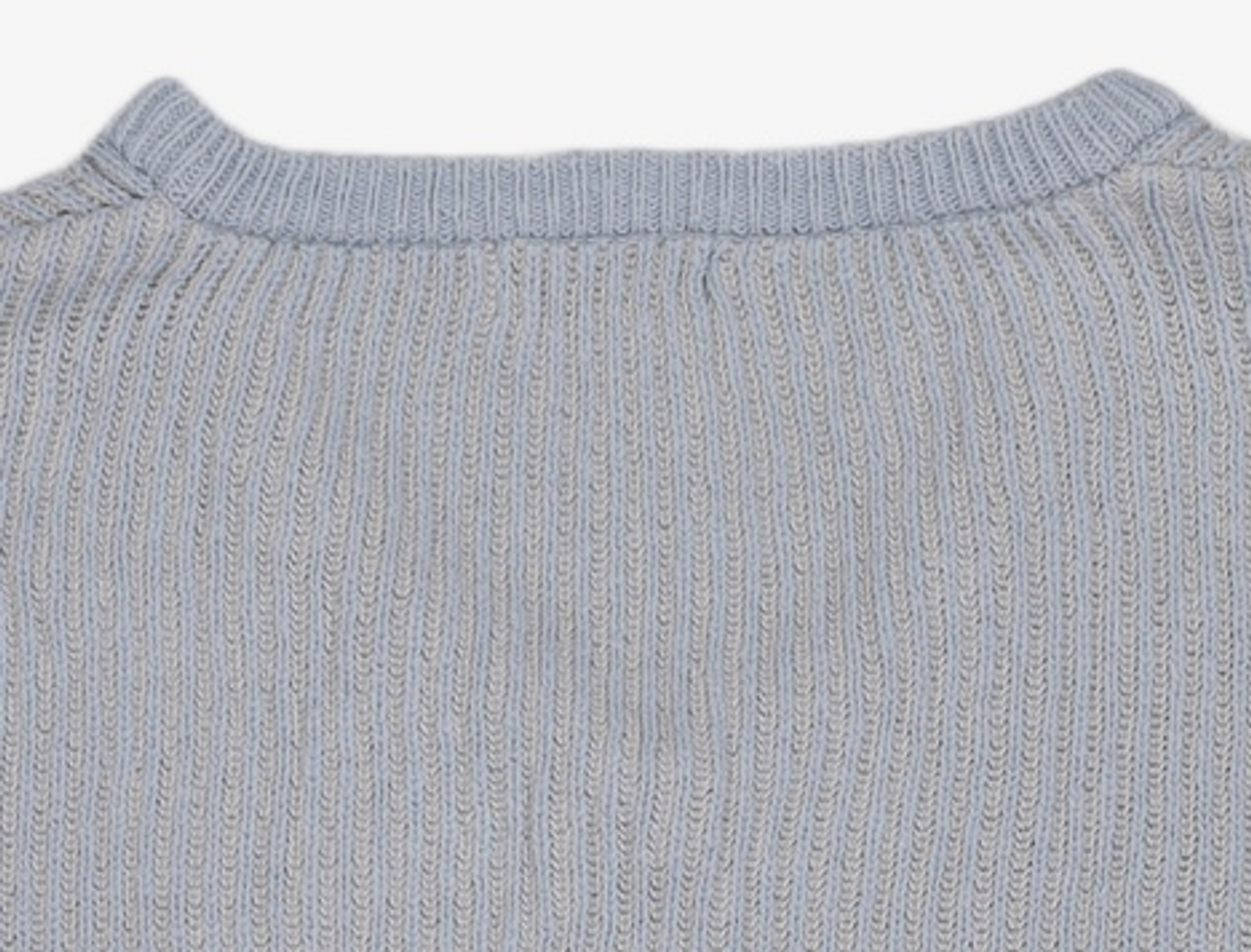 어몽(AMONG) A TWO-TONE KNIT TOP_BLUE S